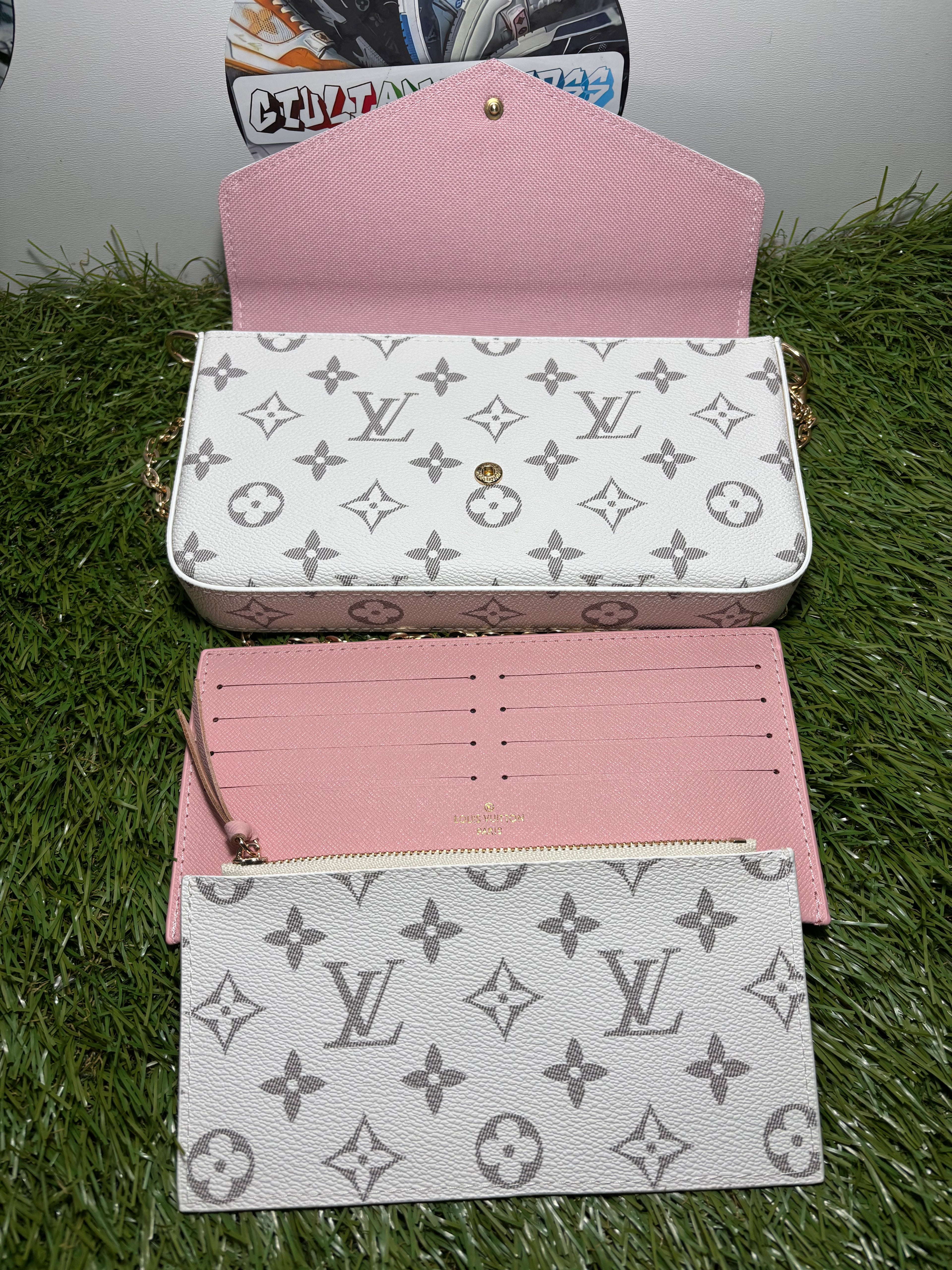 Louis Vuitton Pochette Félicie Tela Monogram - White/Pink
