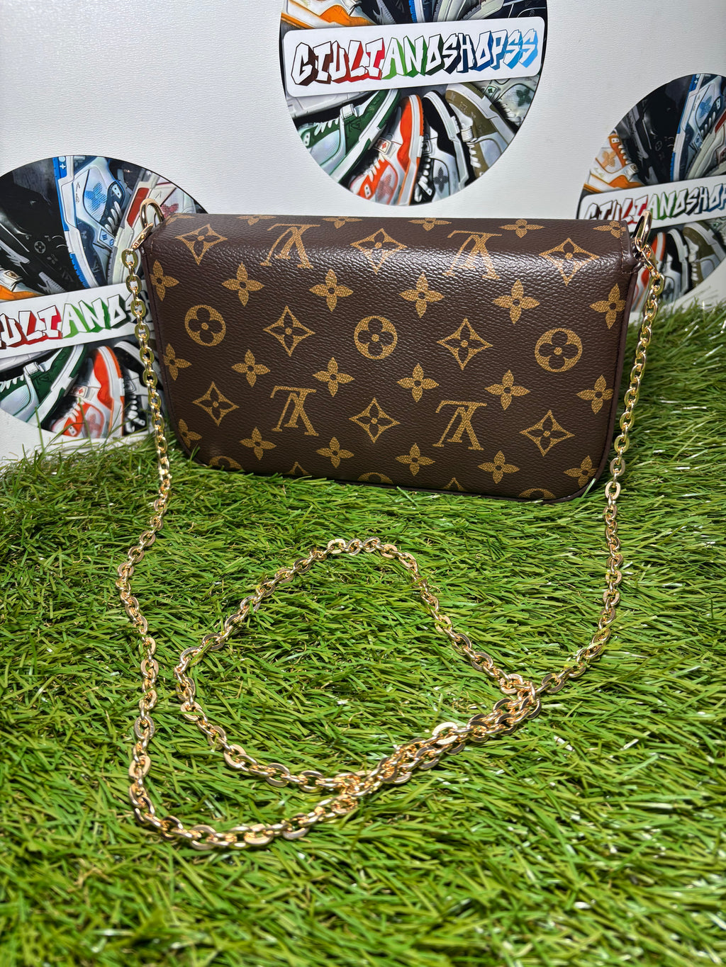 Louis Vuitton Pochette Félicie Tela Monogram - Brown/Black