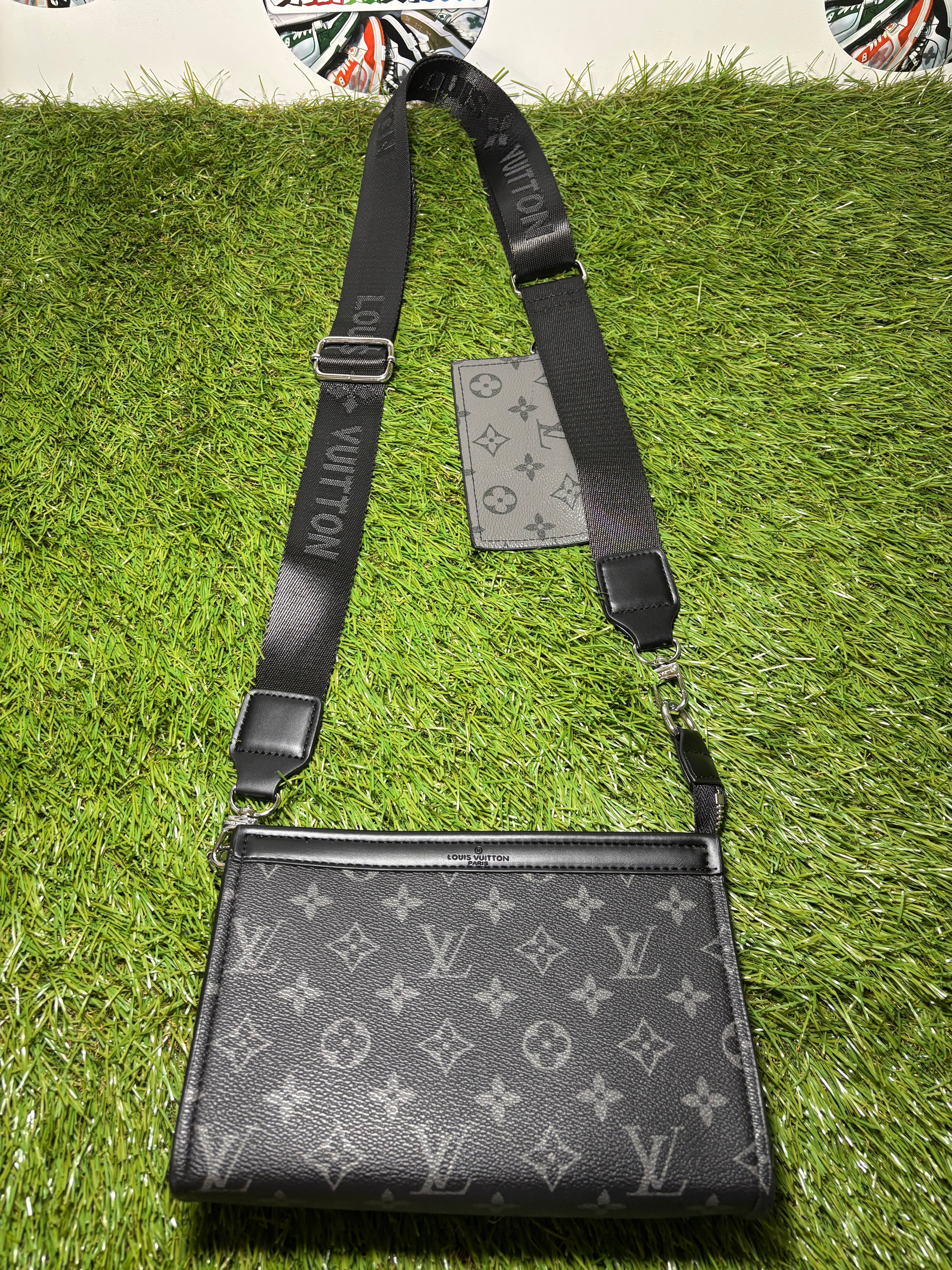 Louis Vuitton Duo Messenger Eclipse Nero Mini