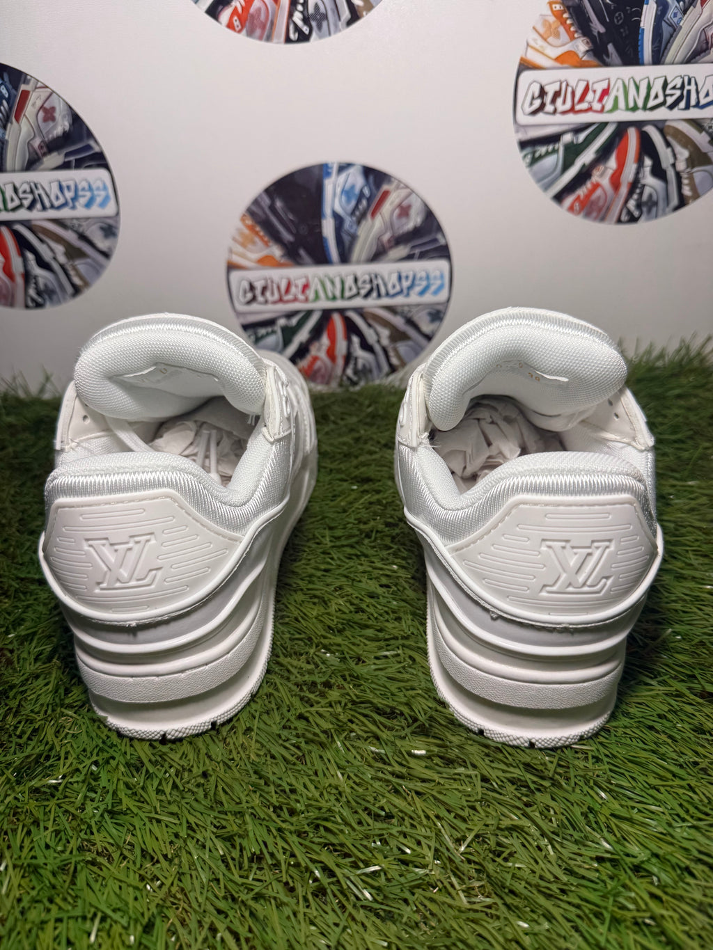 Louis Vuitton Trainer -  Total White