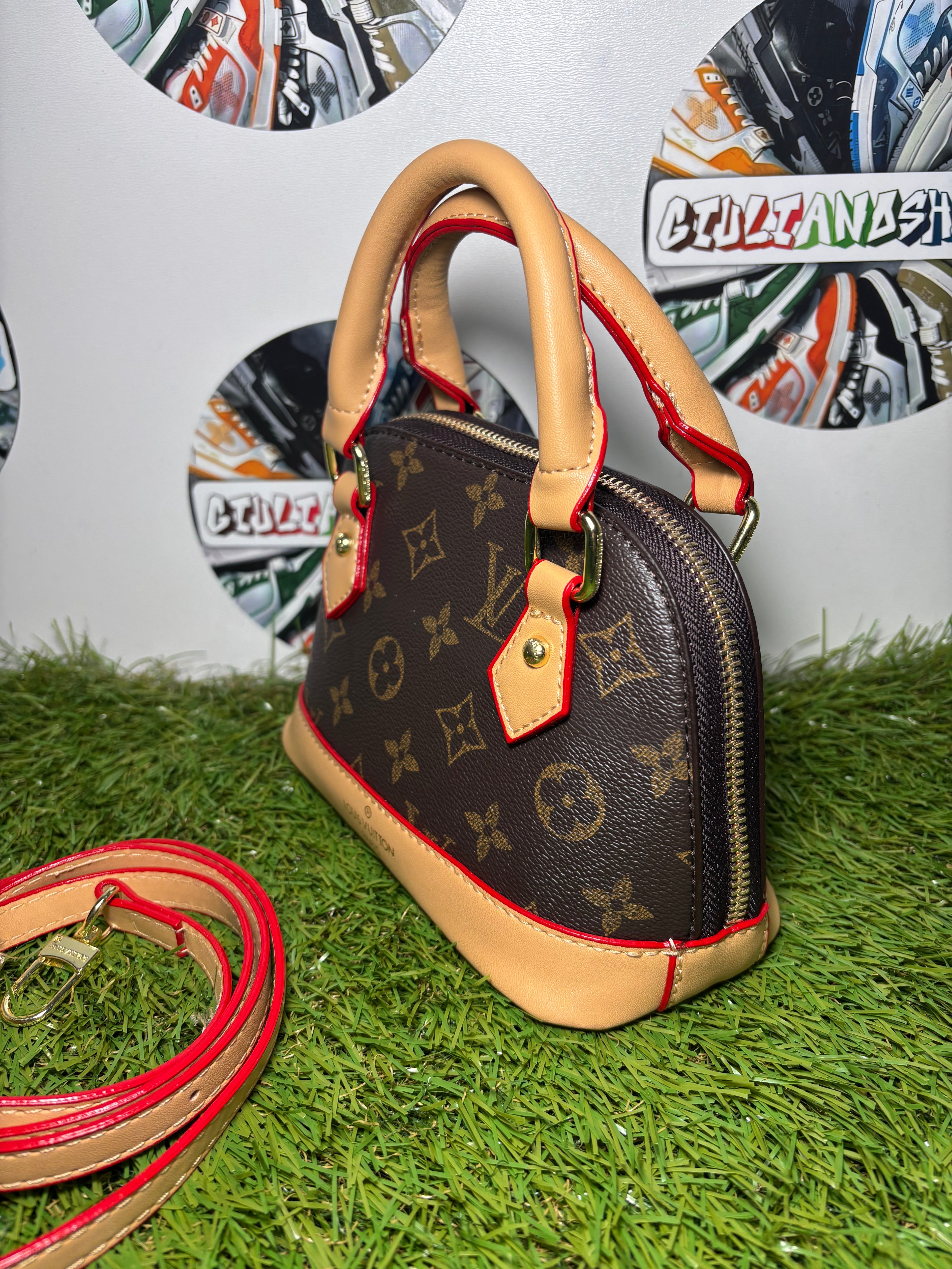 Louis Vuitton Alma BB Monogram Brown