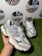 New Balance 9060 - Grey/White