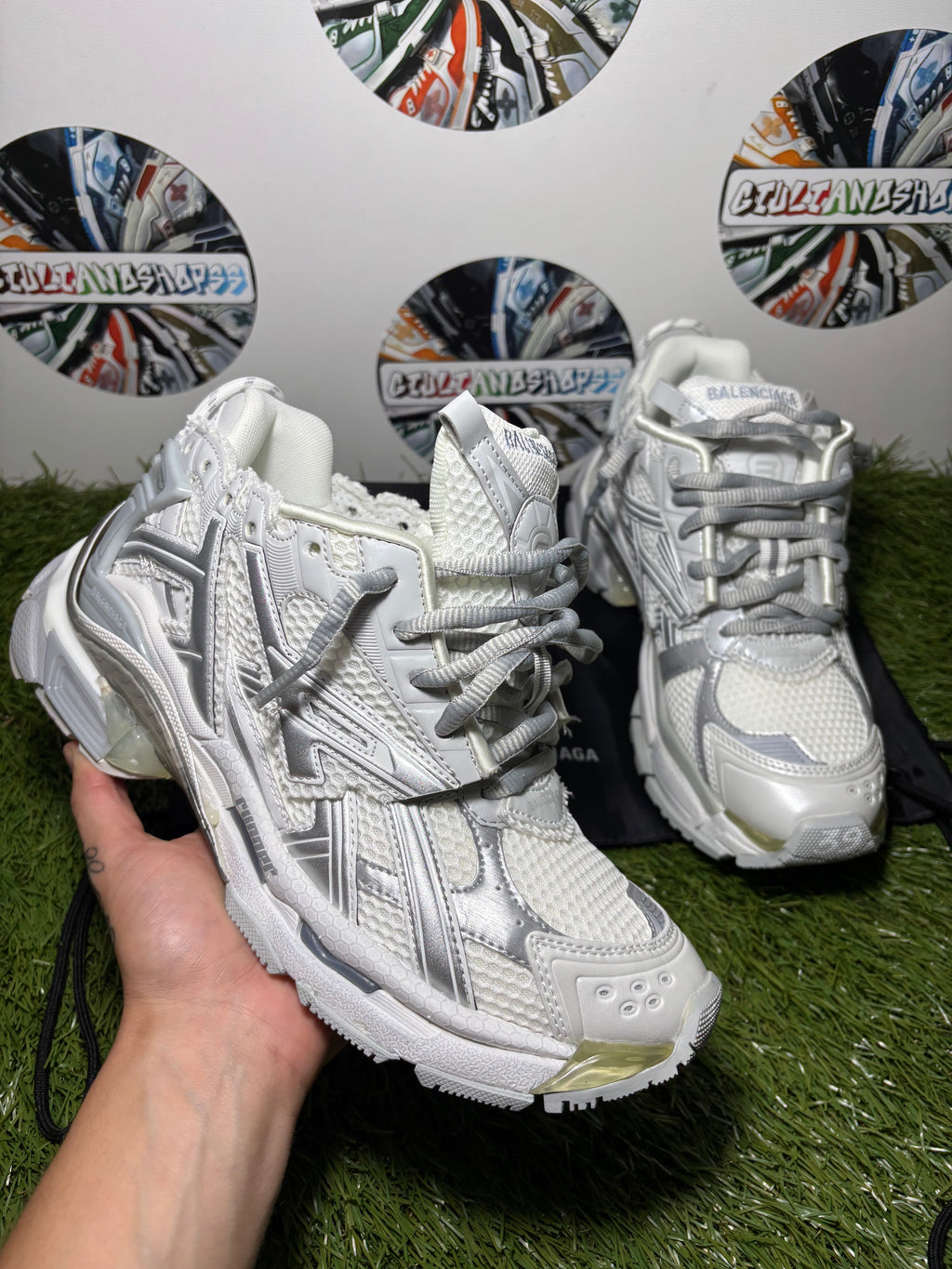 Balenciaga Runner Sneaker - Grey/White