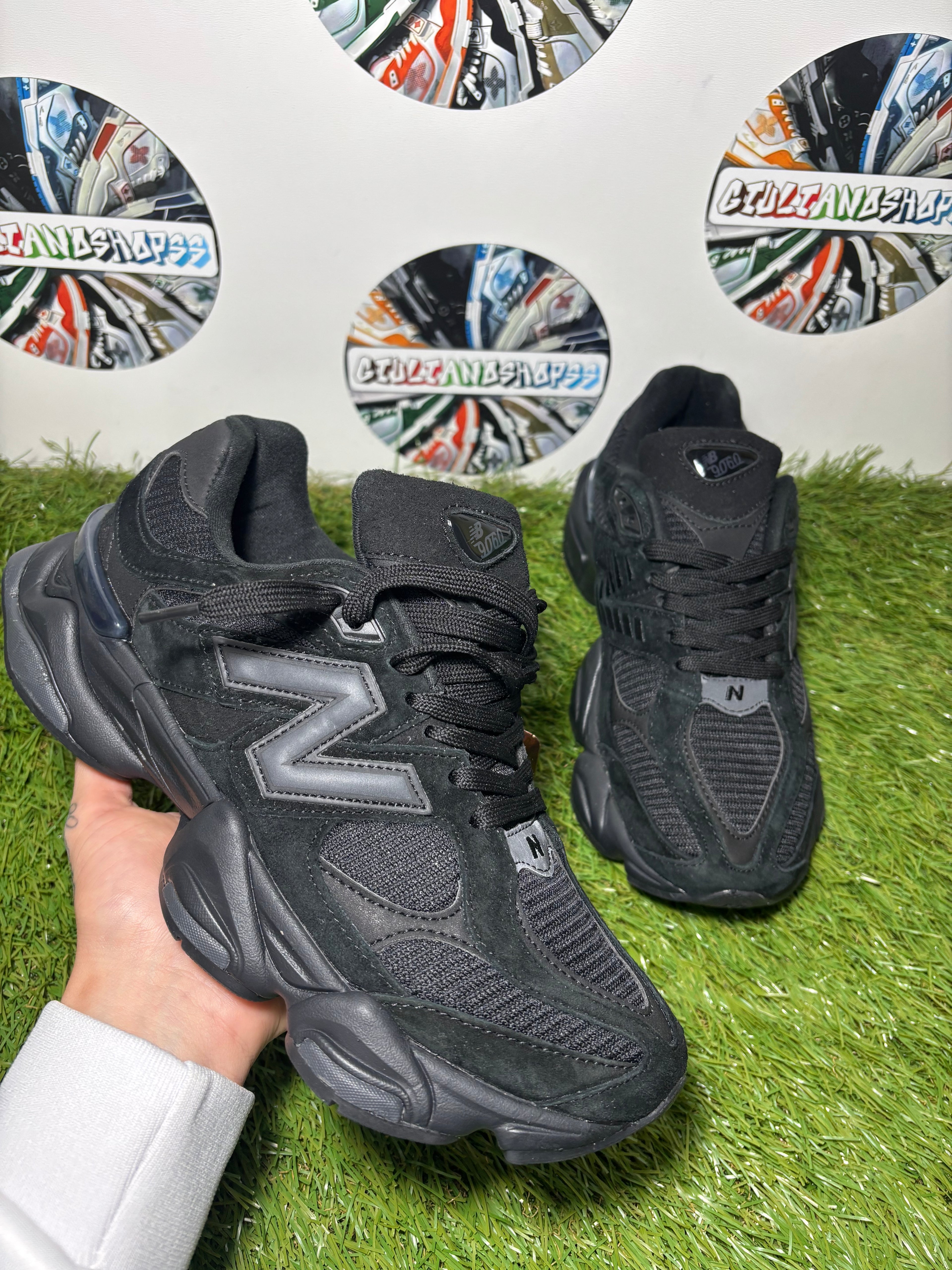 New Balance 9060 Triple Black
