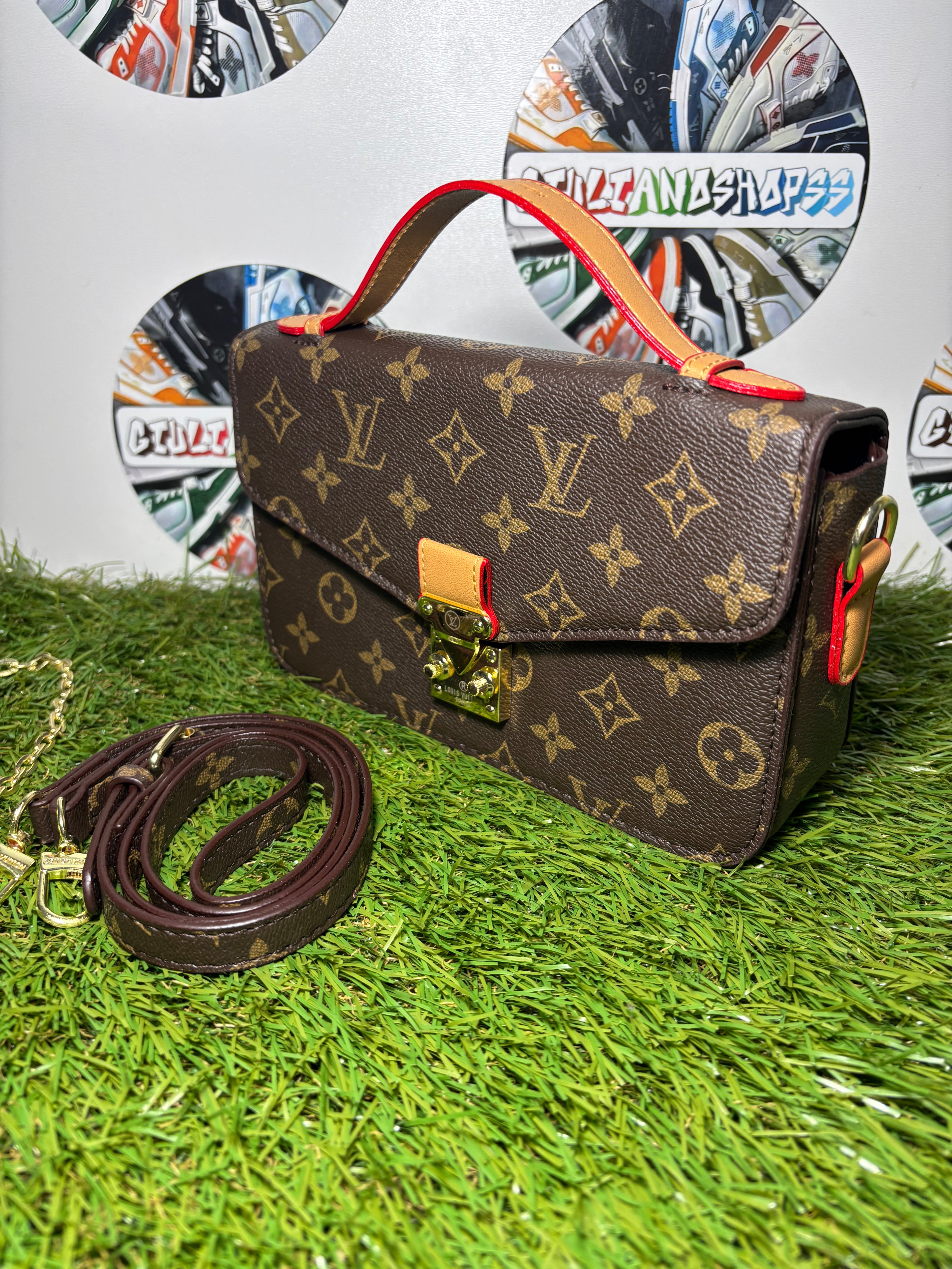 Louis Vuitton Métis Tela Monogram