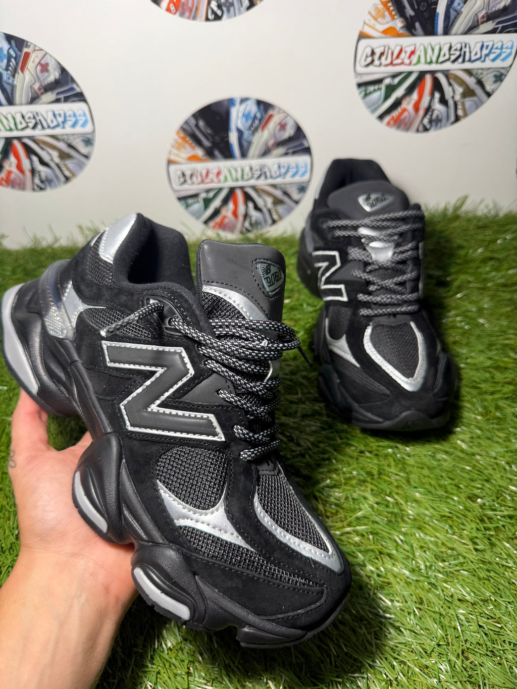New Balance 9060 - Black/Silver