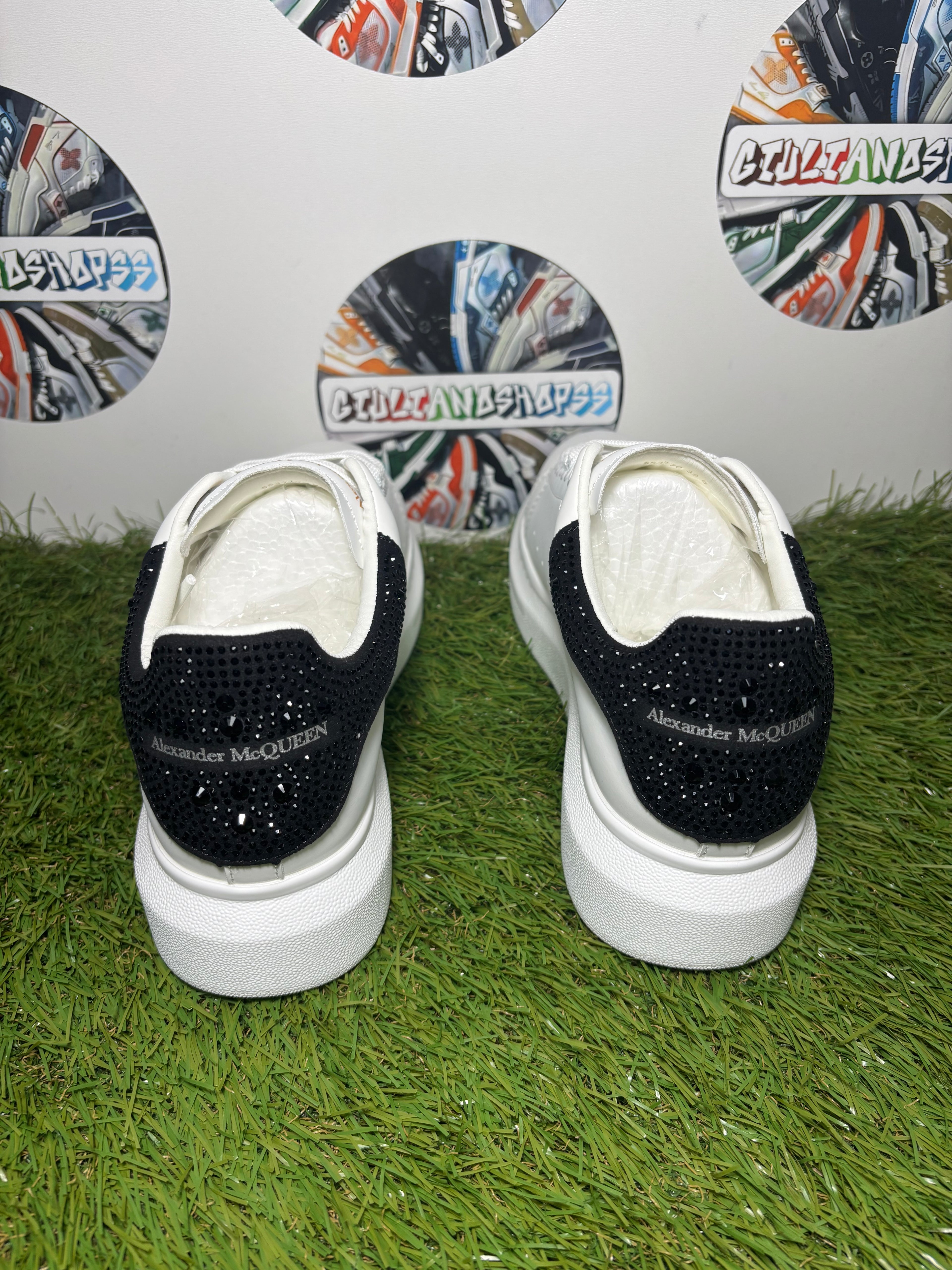 Mc Queen Svaroski - White/Black