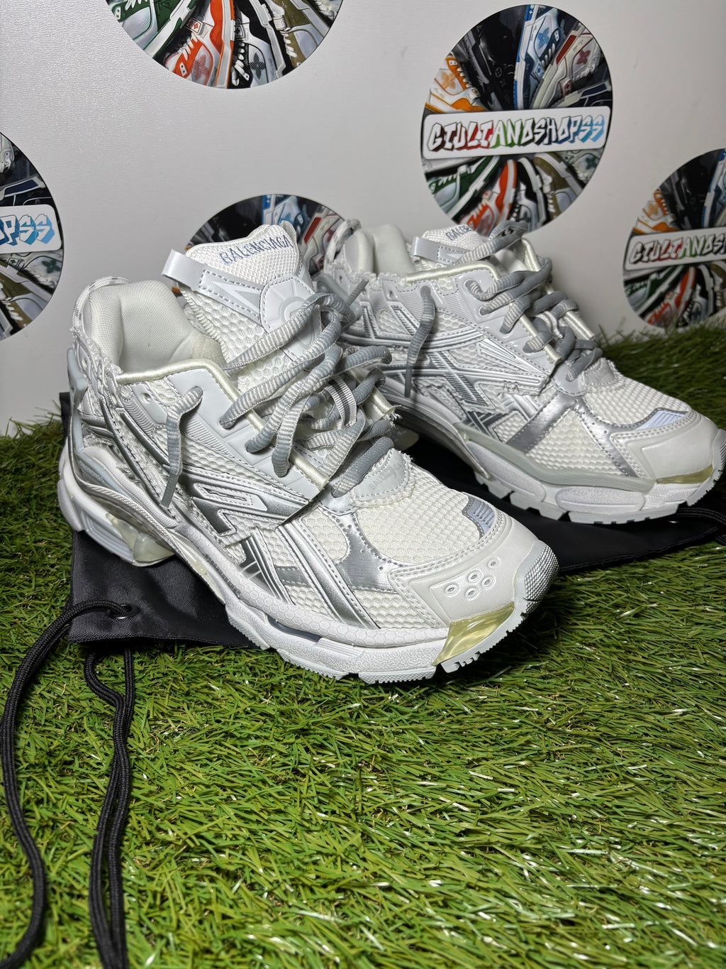 Balenciaga Runner Sneaker - Grey/White
