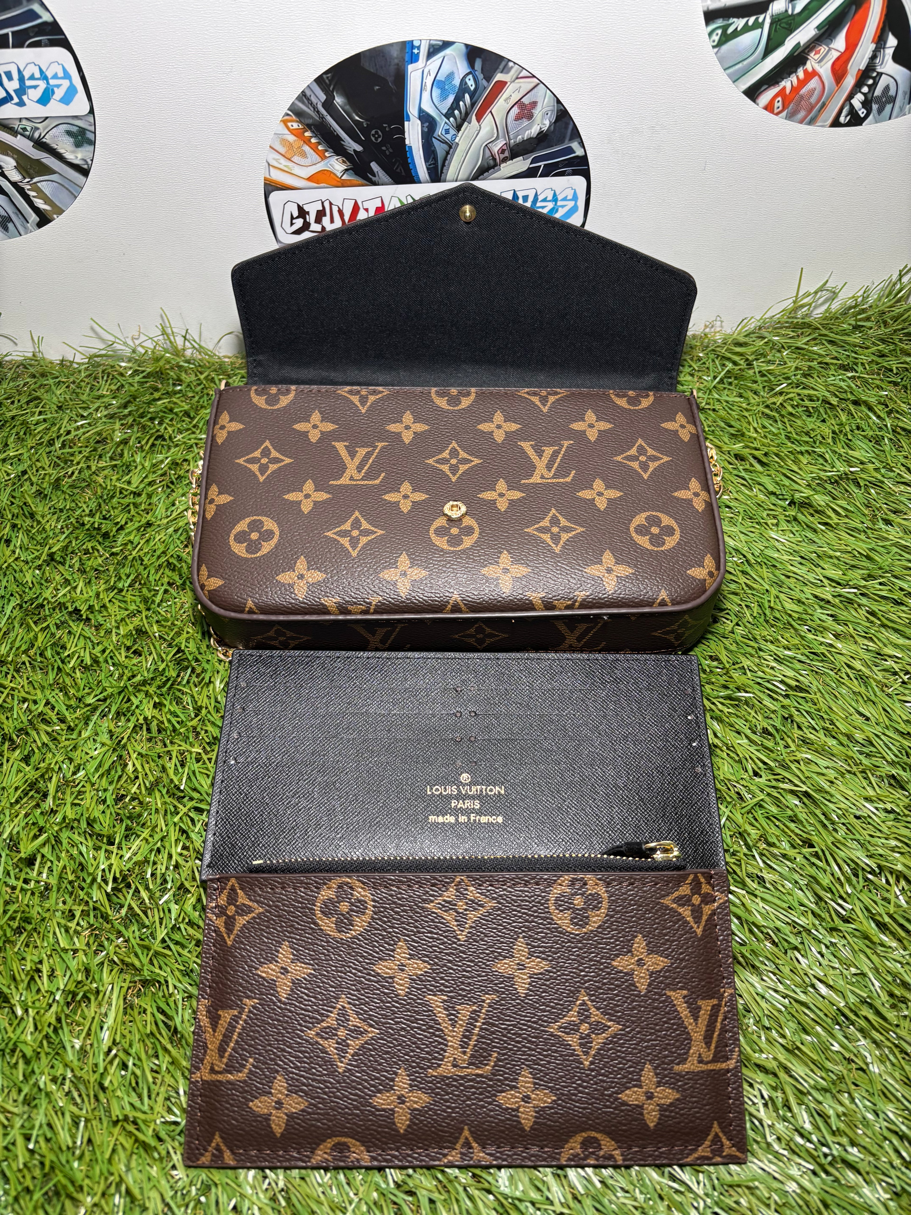 Louis Vuitton Pochette Félicie Tela Monogram - Brown/Black