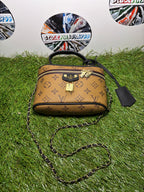 Louis Vuitton Vanity PM in tela Monogram Reverse Marroncino Chiaro