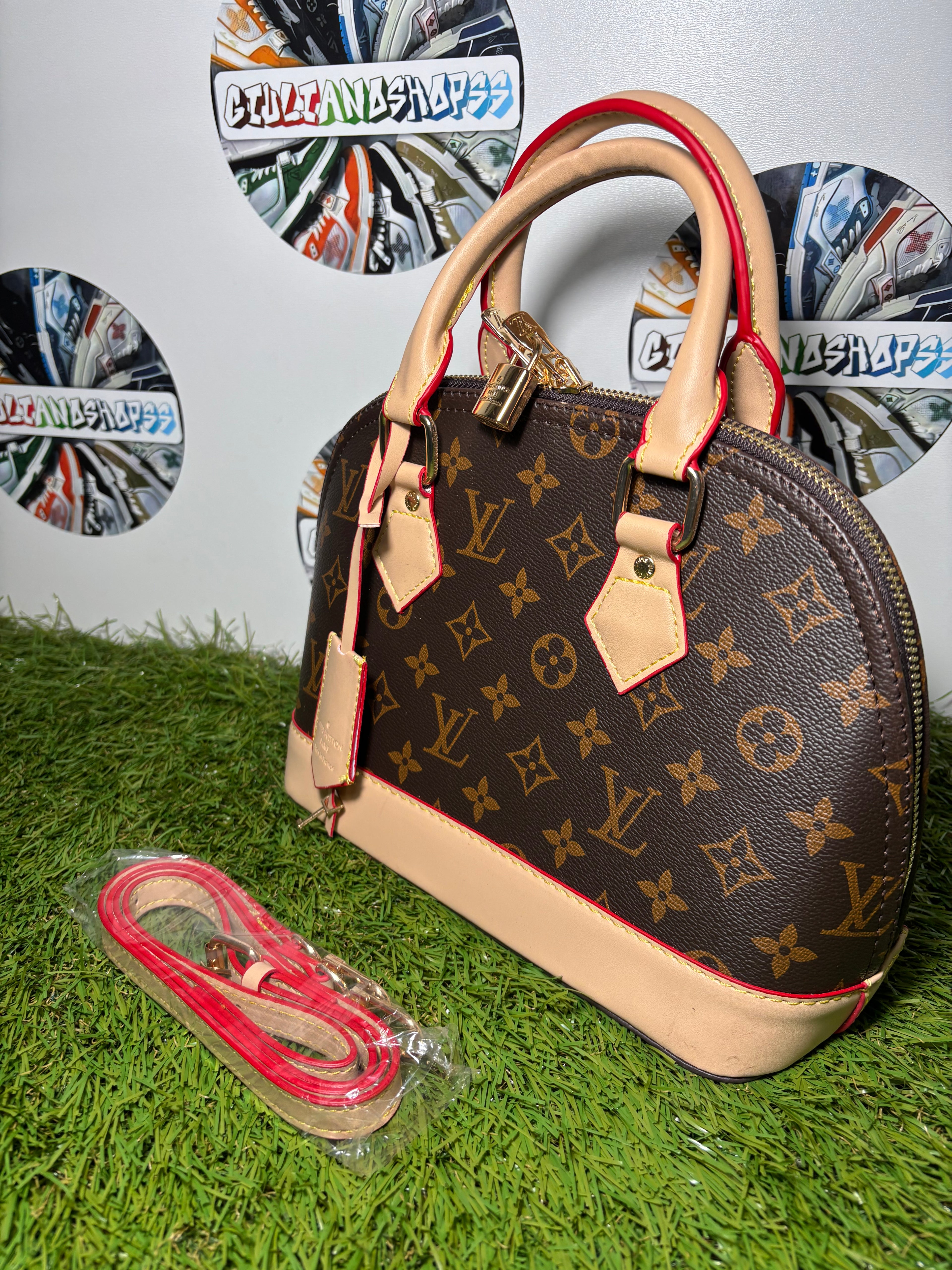 Borsa Louis Vuitton Alma TM monogram
