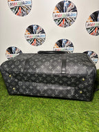 Louis Vuitton Keepall Bandoulière Black 47x29x21