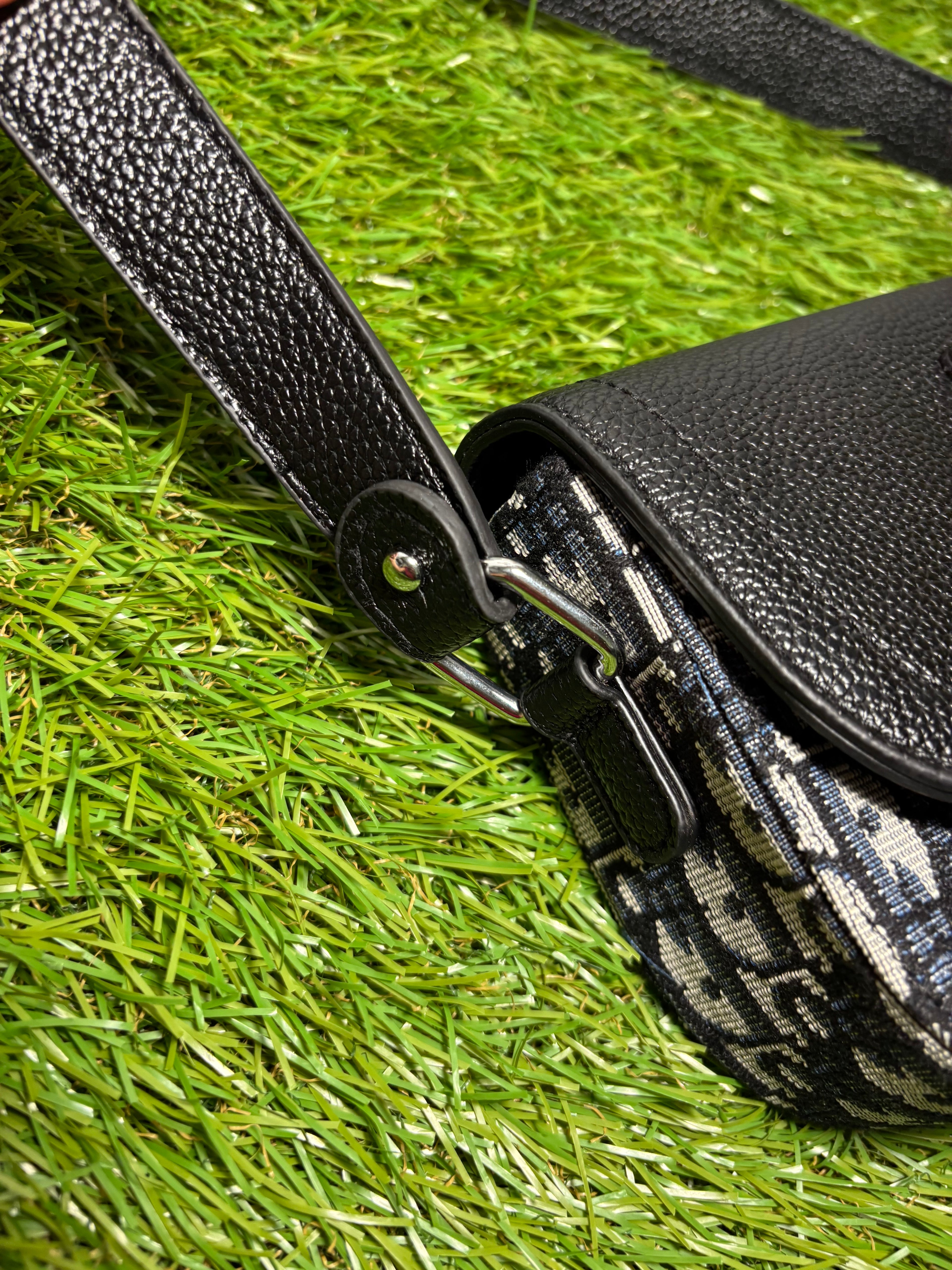 Dior Mini Saddle con jacquard Oblique Black/Beige