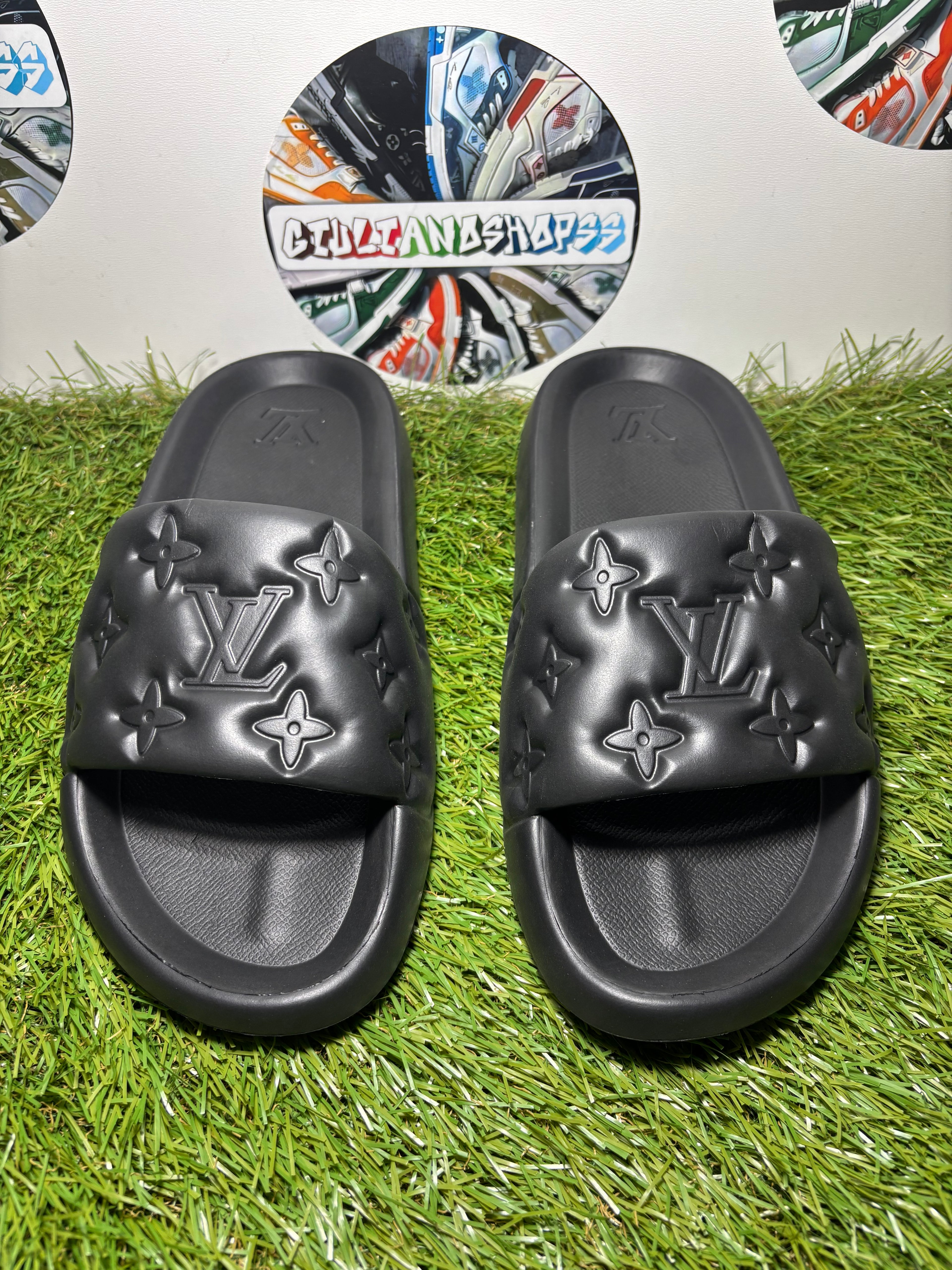 Ciabatta Louis Vuitton Black