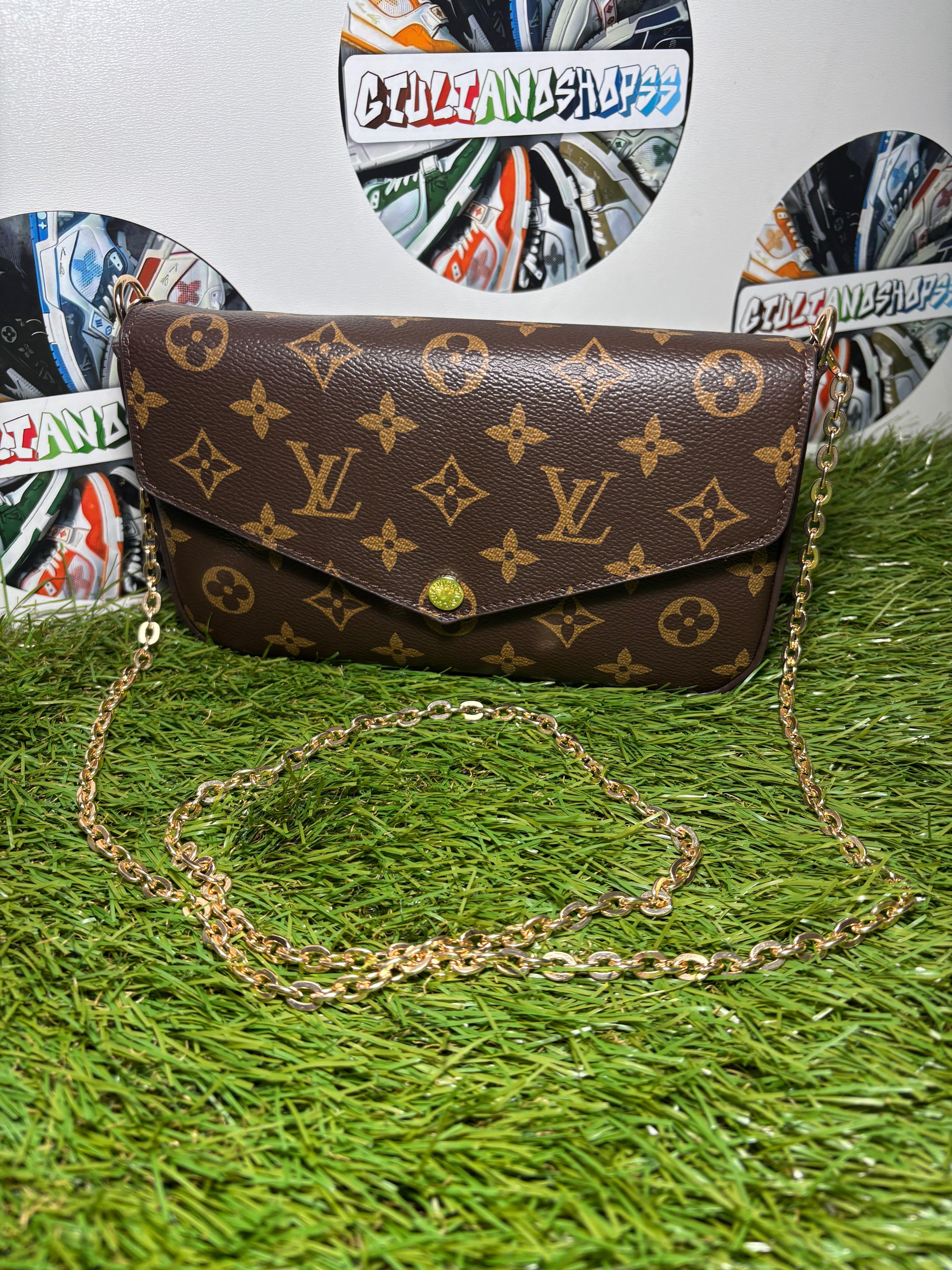 Louis Vuitton Pochette Félicie Tela Monogram - Brown/Black