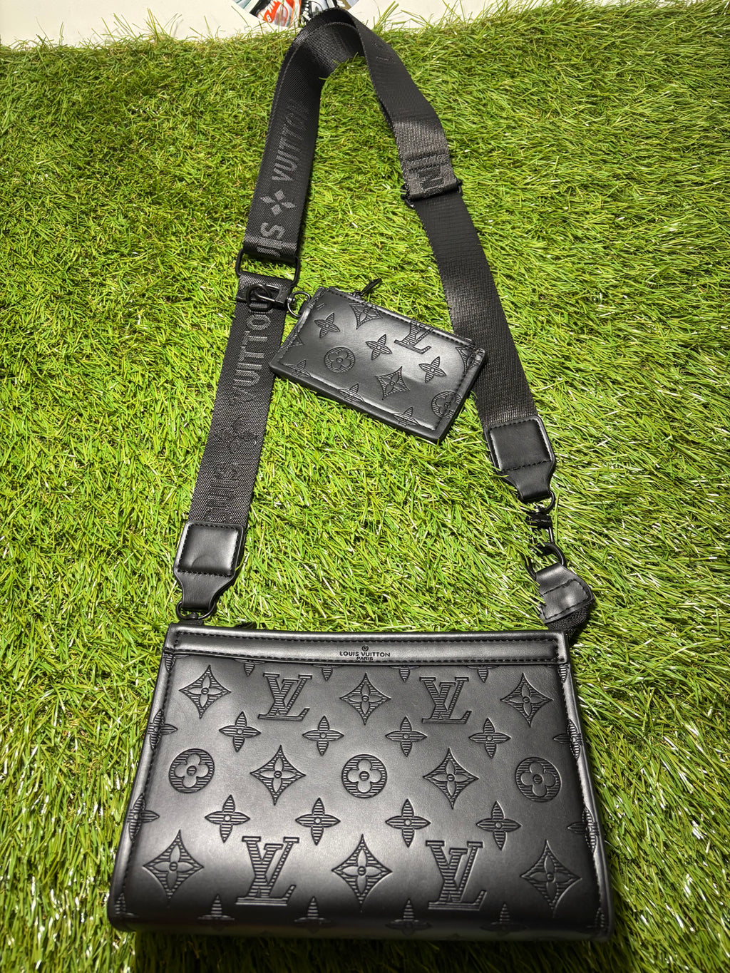 Louis Vuitton Duo Messenger Shadow Nero Mini