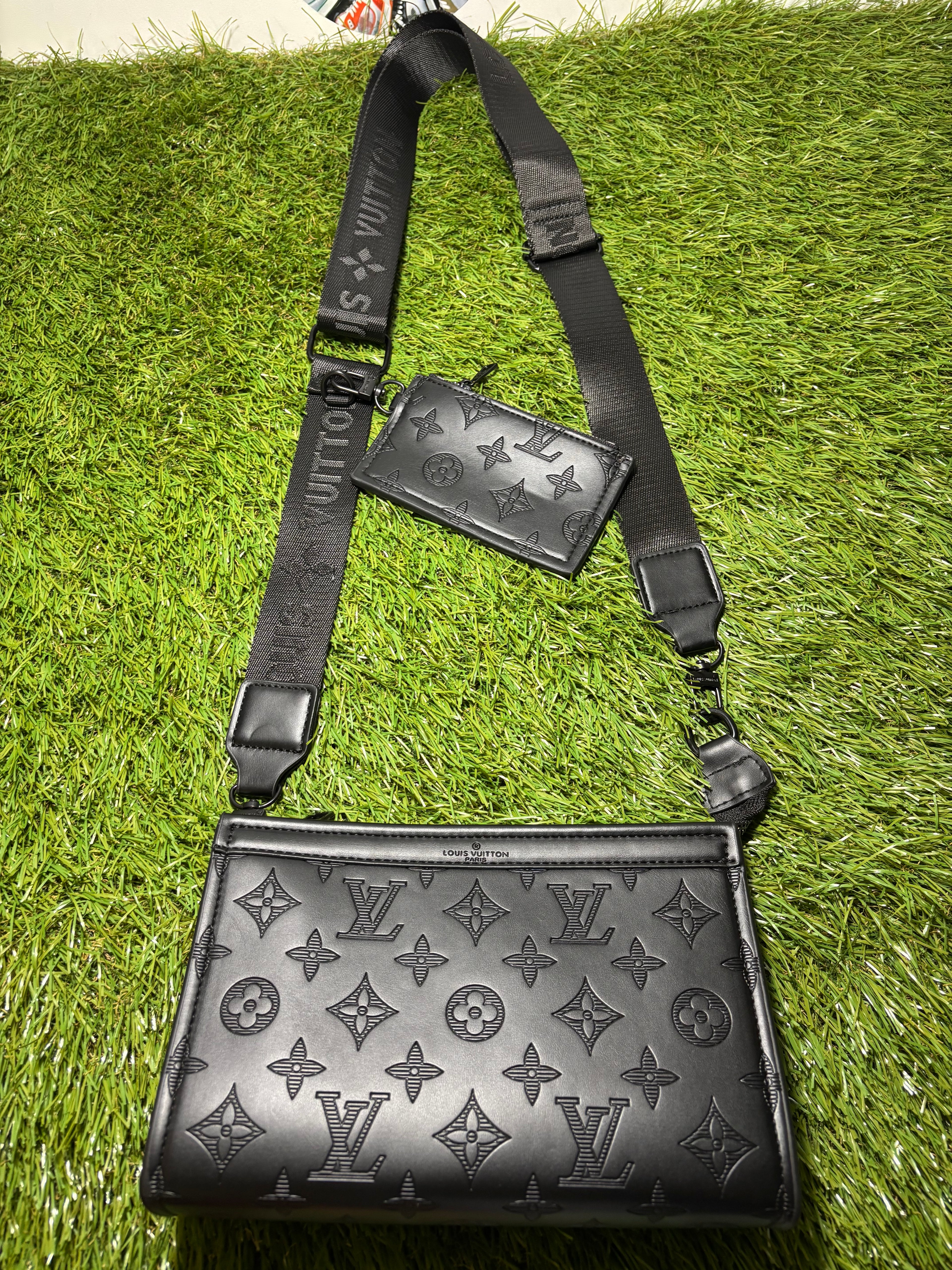 Louis Vuitton Duo Messenger Shadow Nero Mini