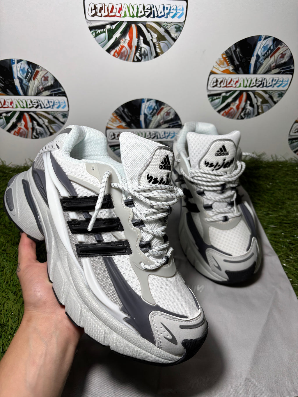 Adidas Jellyfish x Pharrell Williams - Nero/Bianco
