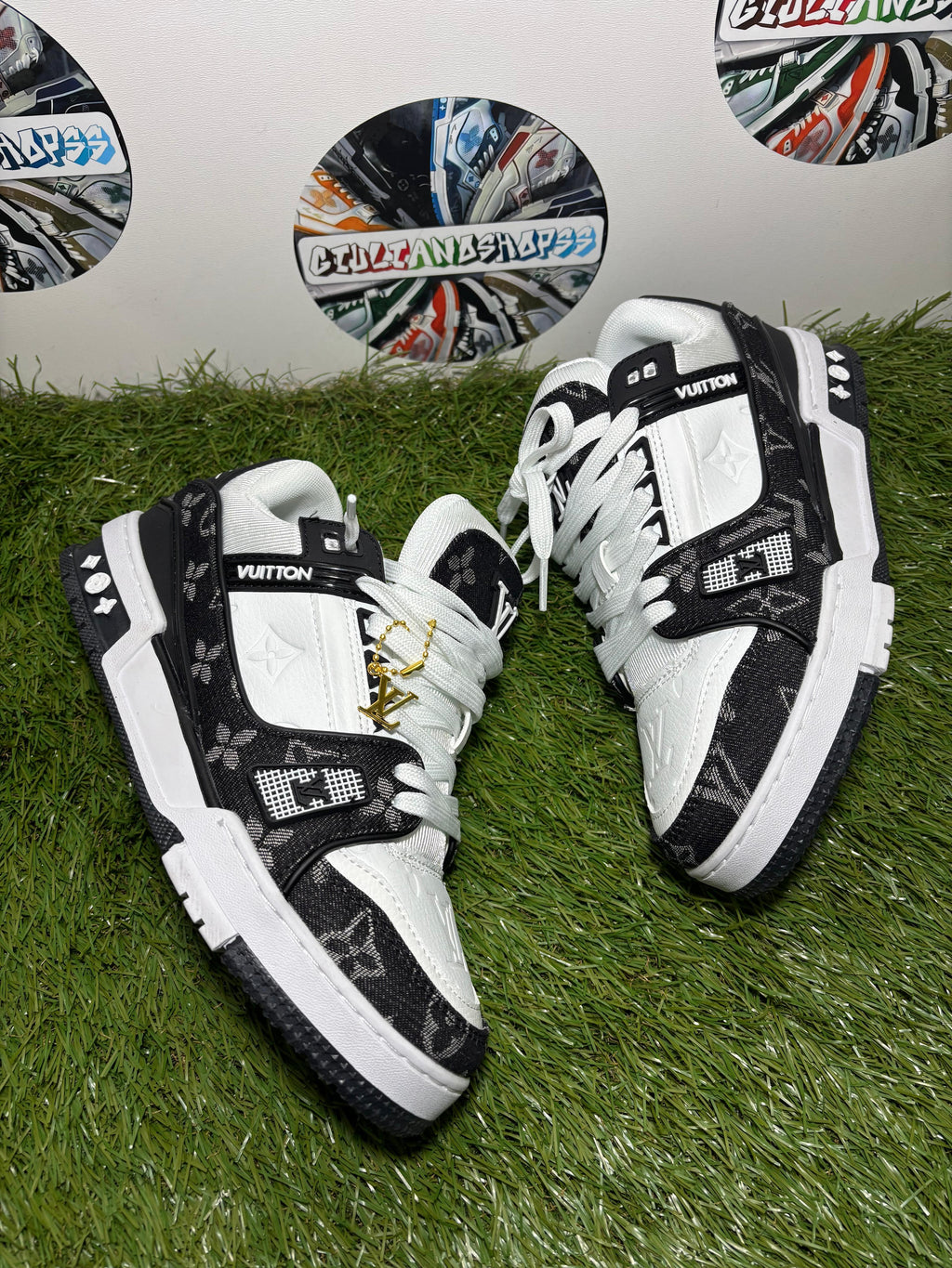 Louis Vuitton LV Trainer - Bianca/Nera Monogram