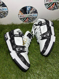 Louis Vuitton Trainer -  Black/White