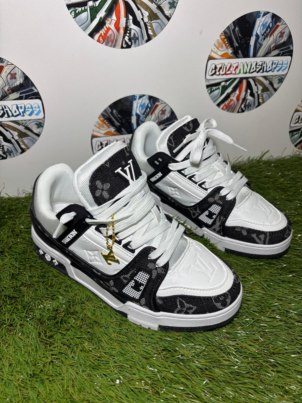 Louis Vuitton LV Trainer - Bianca/Nera Monogram