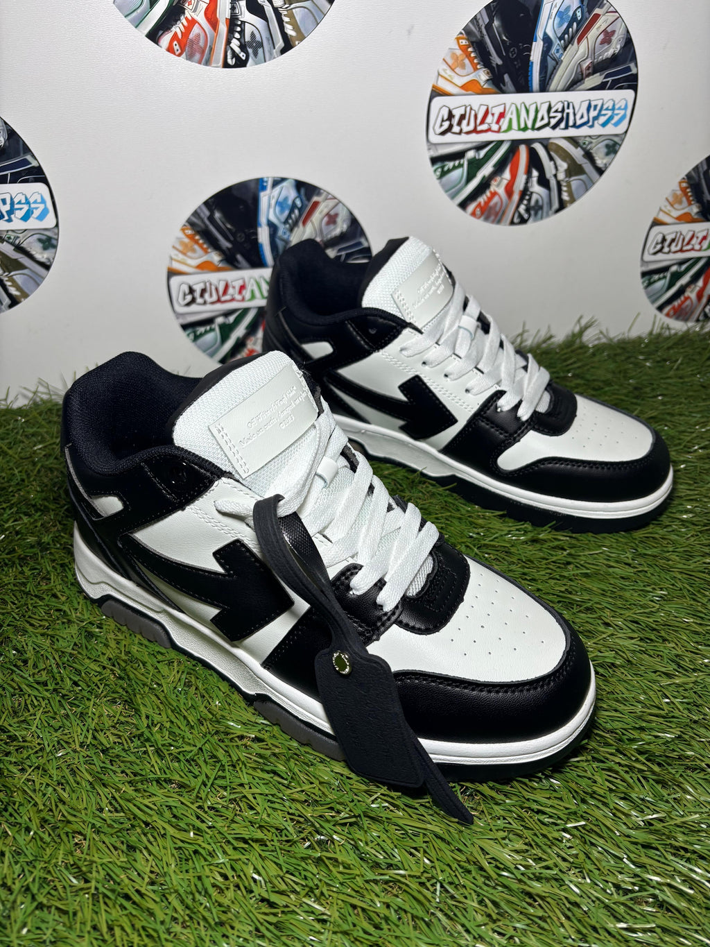 Off-White Out Of Office Nero Bianco