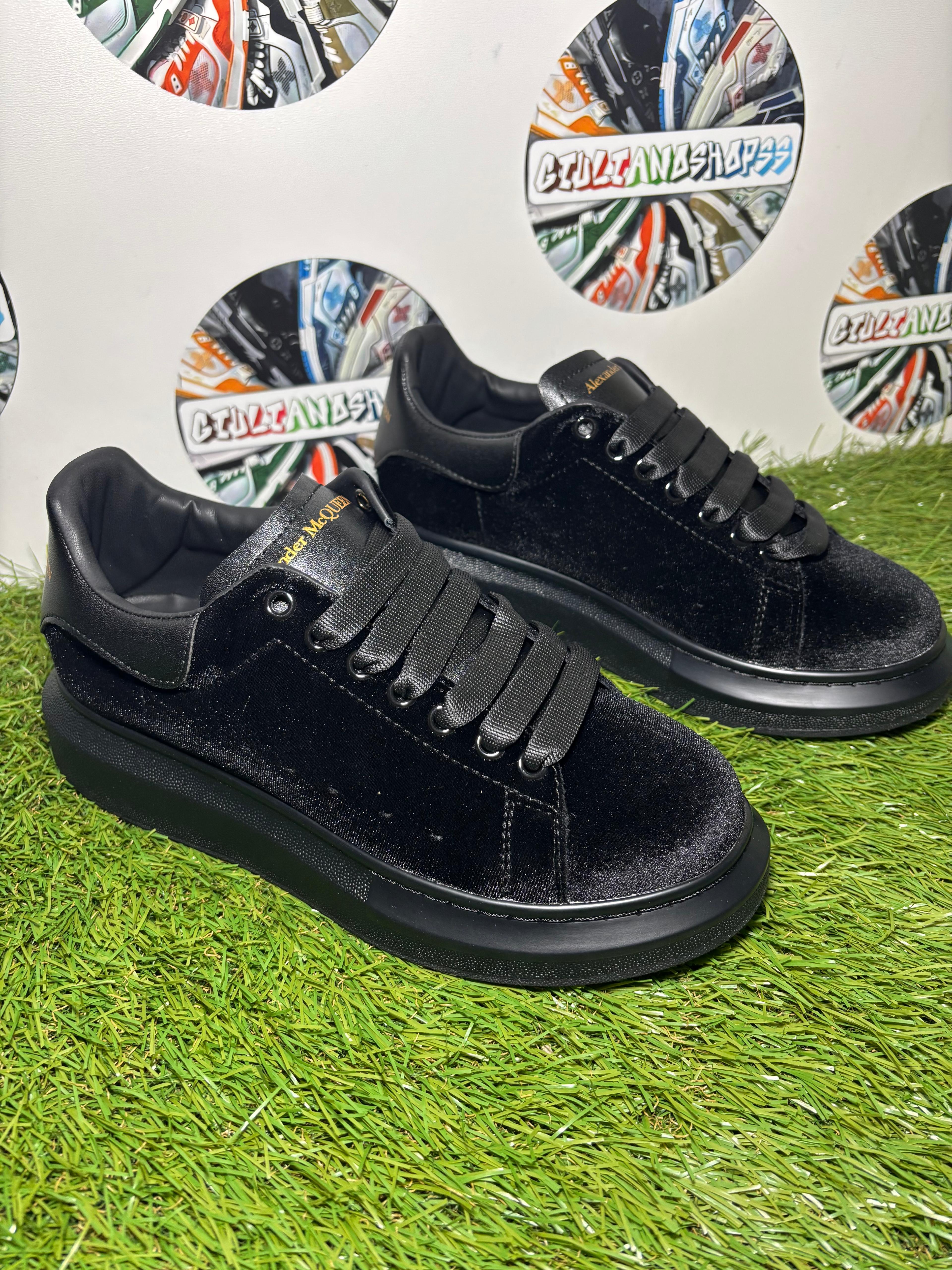 Alexander McQueen Oversized Nero Velluto