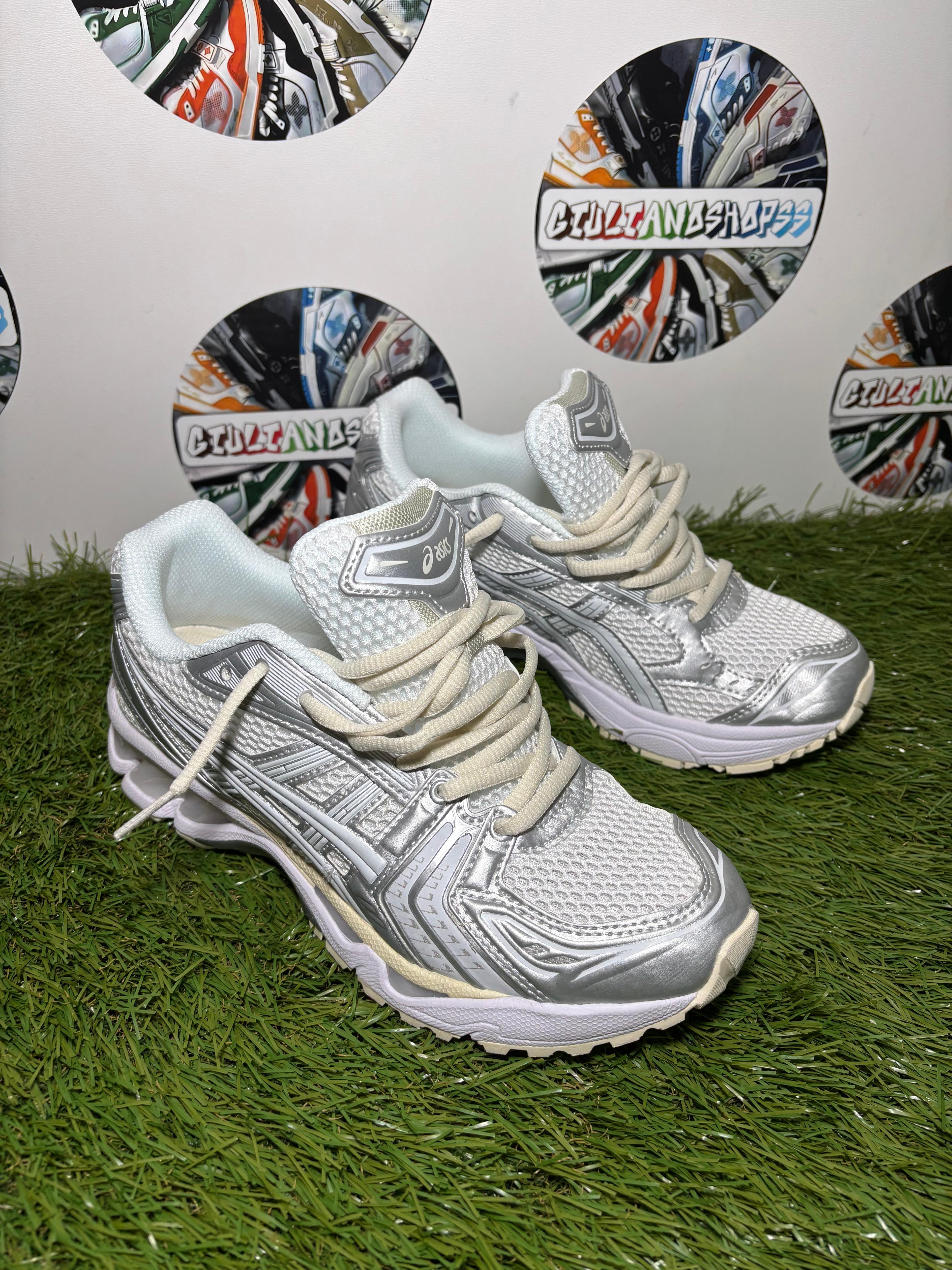 ASICS Gel-Kayano 14 - Bianca/Argento