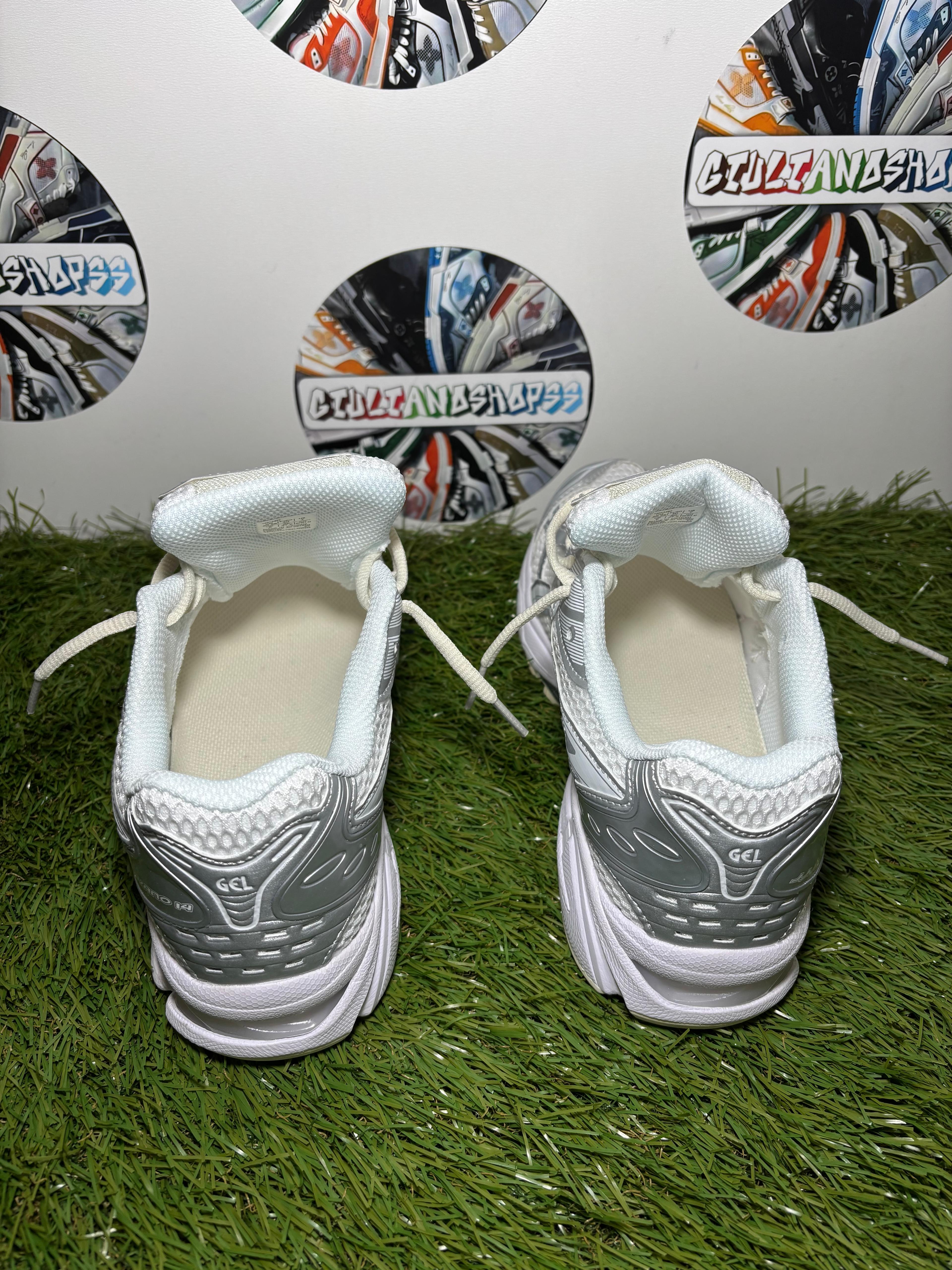 ASICS Gel-Kayano 14 - Bianca/Argento