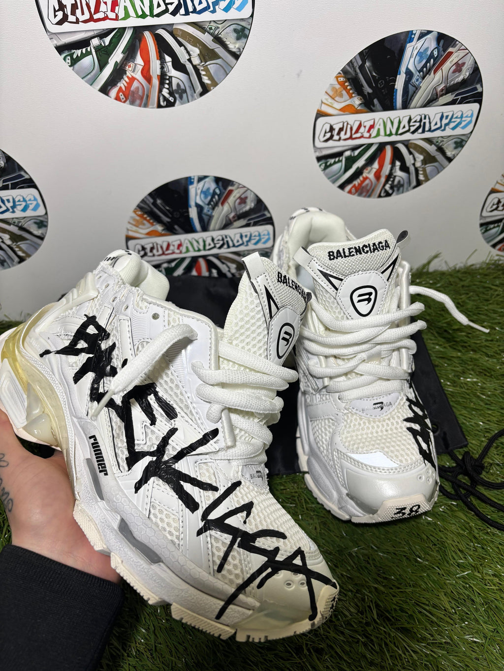 Balenciaga Runner Sneaker - Bianca Graffiti