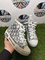 Dior B23 High-Top Sneaker - Oblique Grey/White