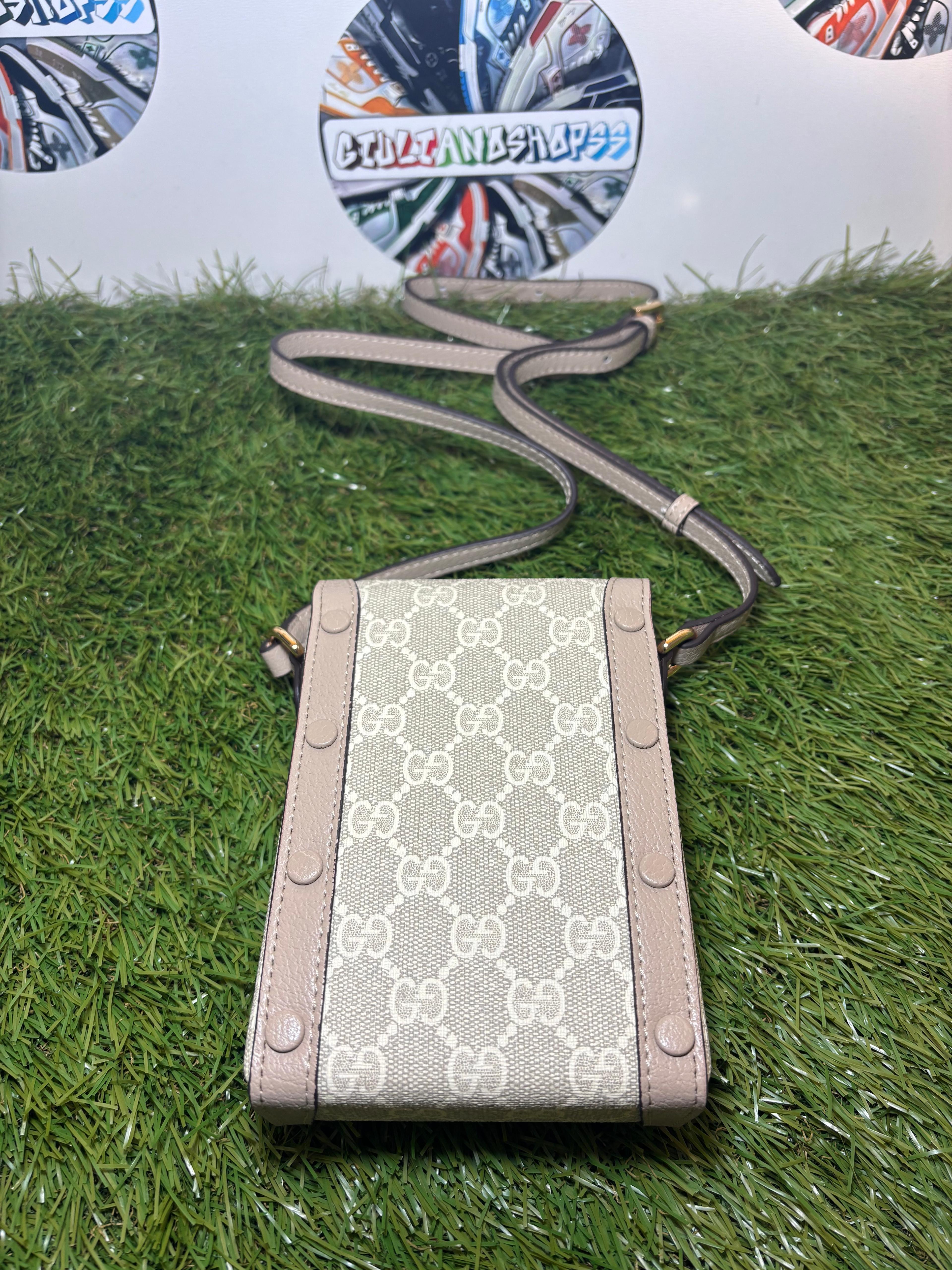 Gucci Horsebit 1955 Phone Bag Beige