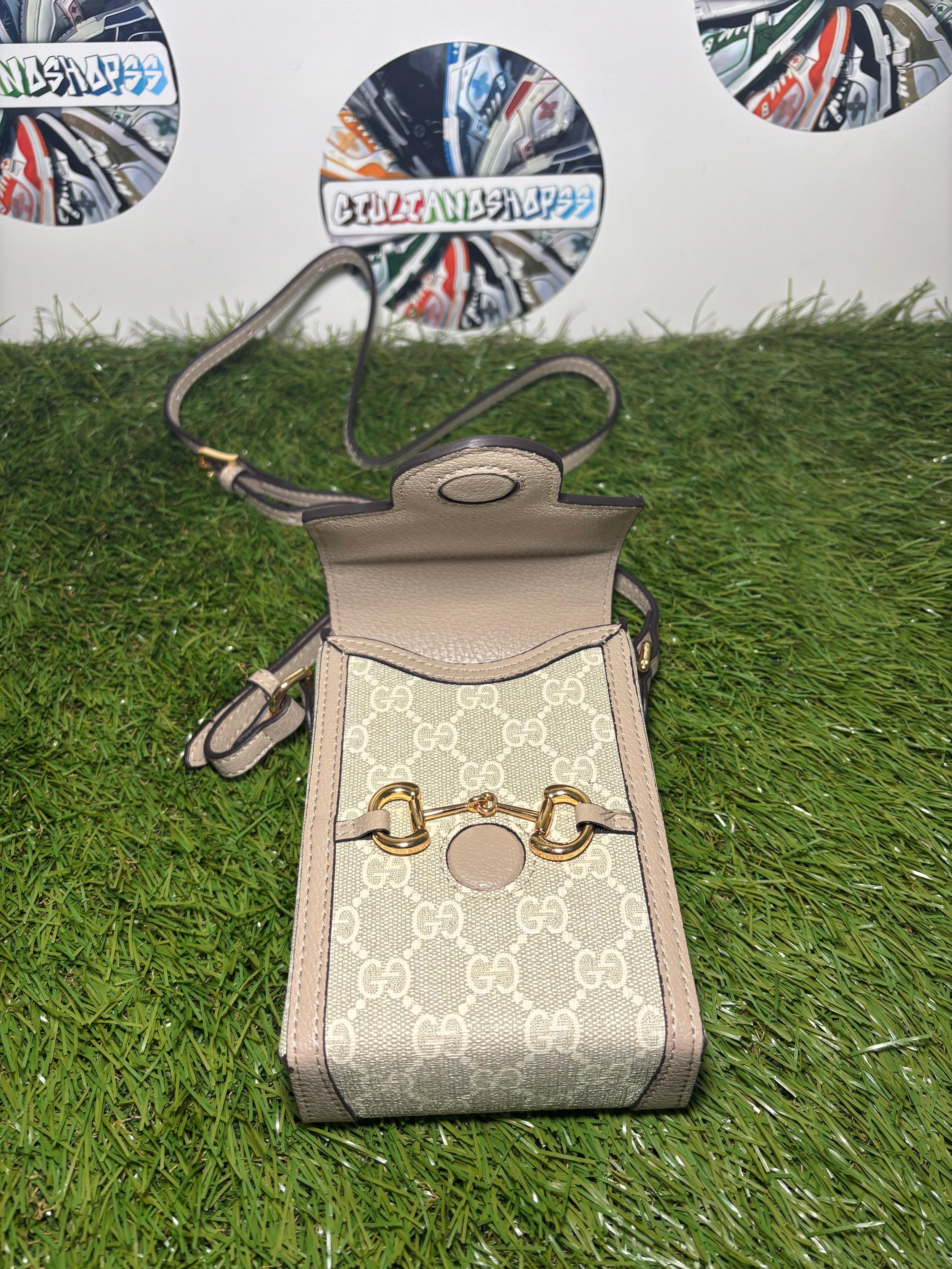 Gucci Horsebit 1955 Phone Bag Beige