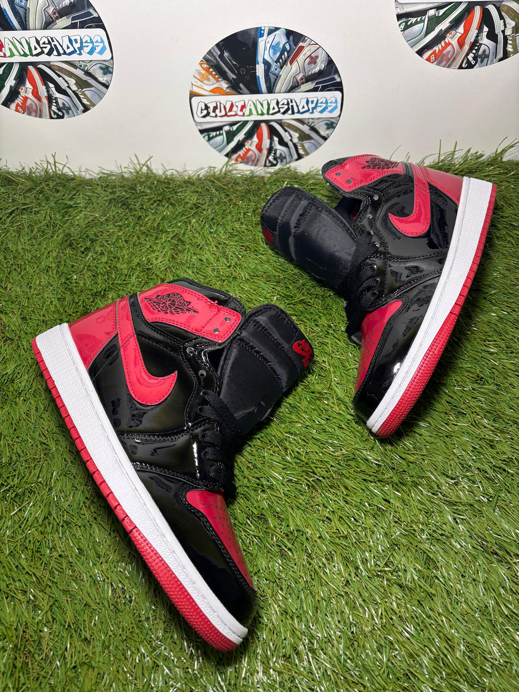 Nike Air Jordan 1 High OG - Bred Patent Black/Red