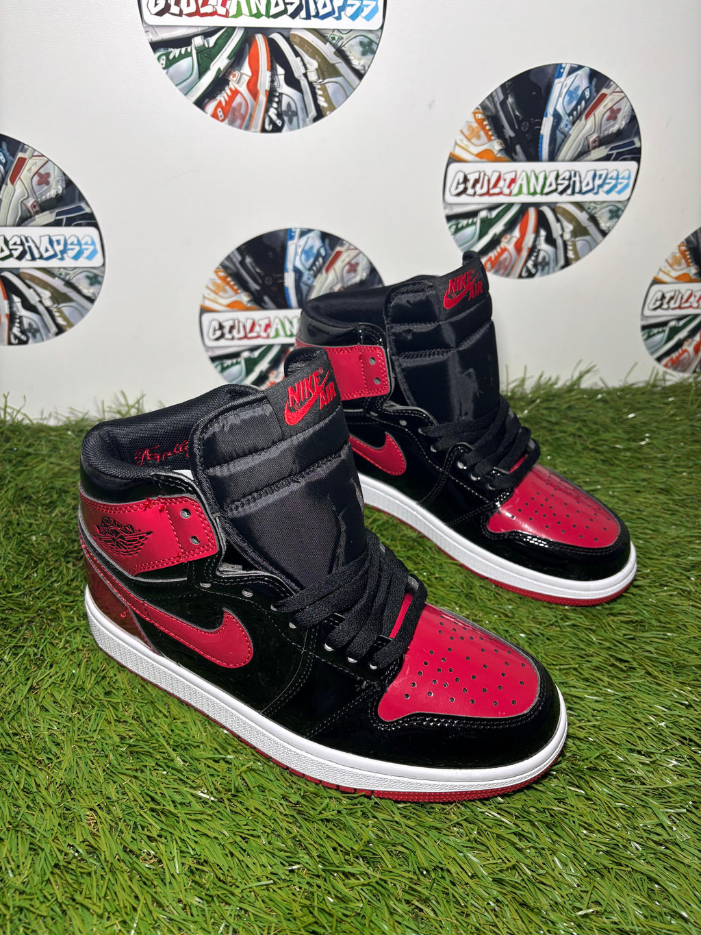 Nike Air Jordan 1 High OG - Bred Patent Black/Red