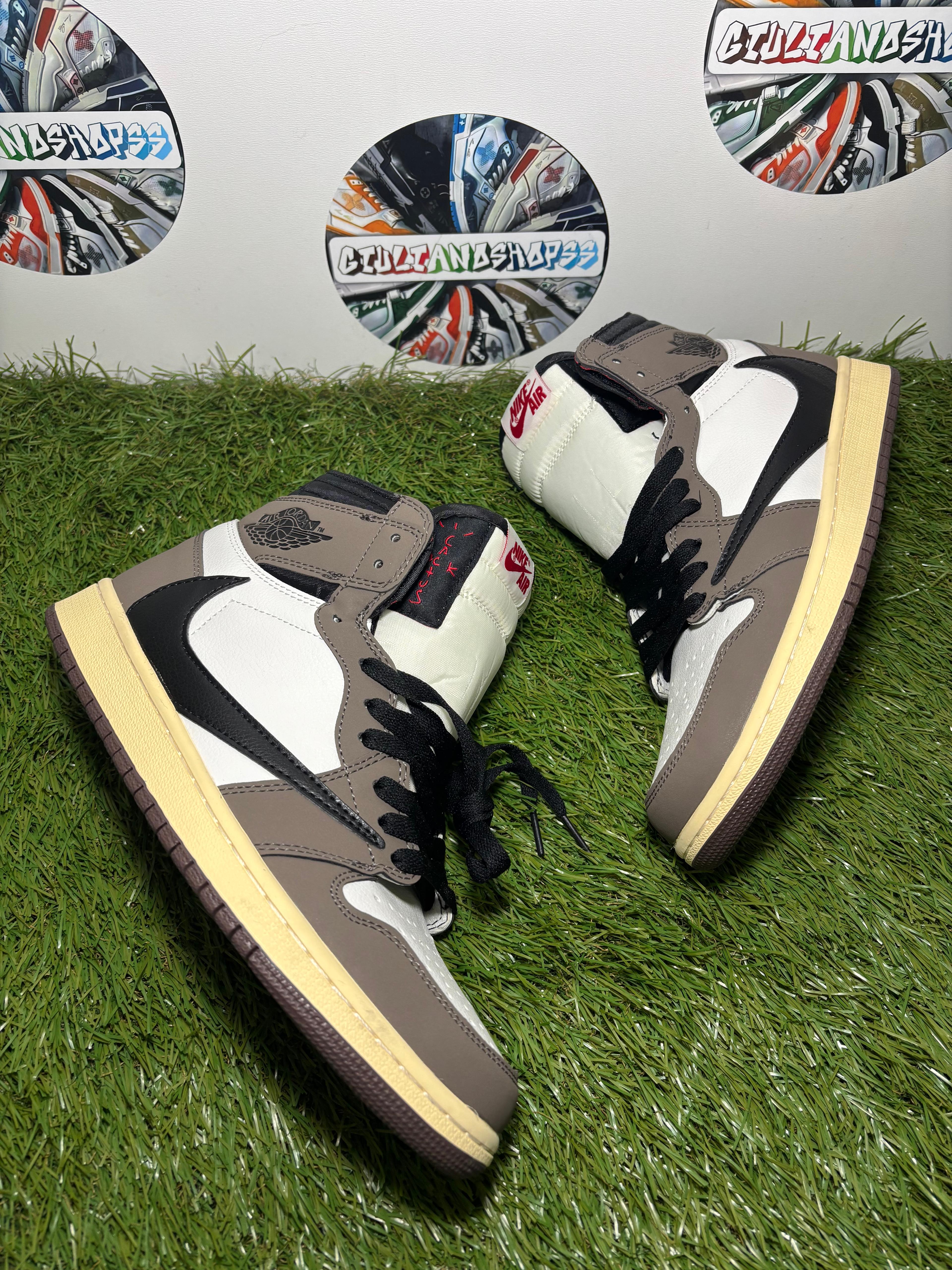 Nike Air Jordan 1 High OG x Travis Scott - Mocha