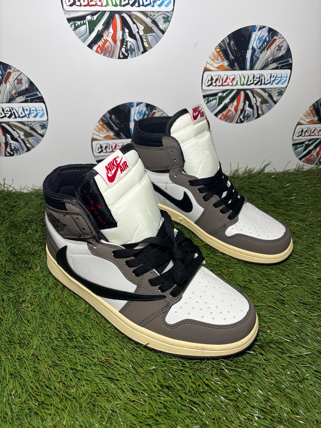 Nike Air Jordan 1 High OG x Travis Scott - Mocha