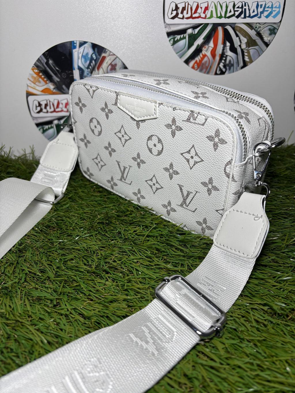 Louis Vuitton Alpha Wearable Wallet Eclipse