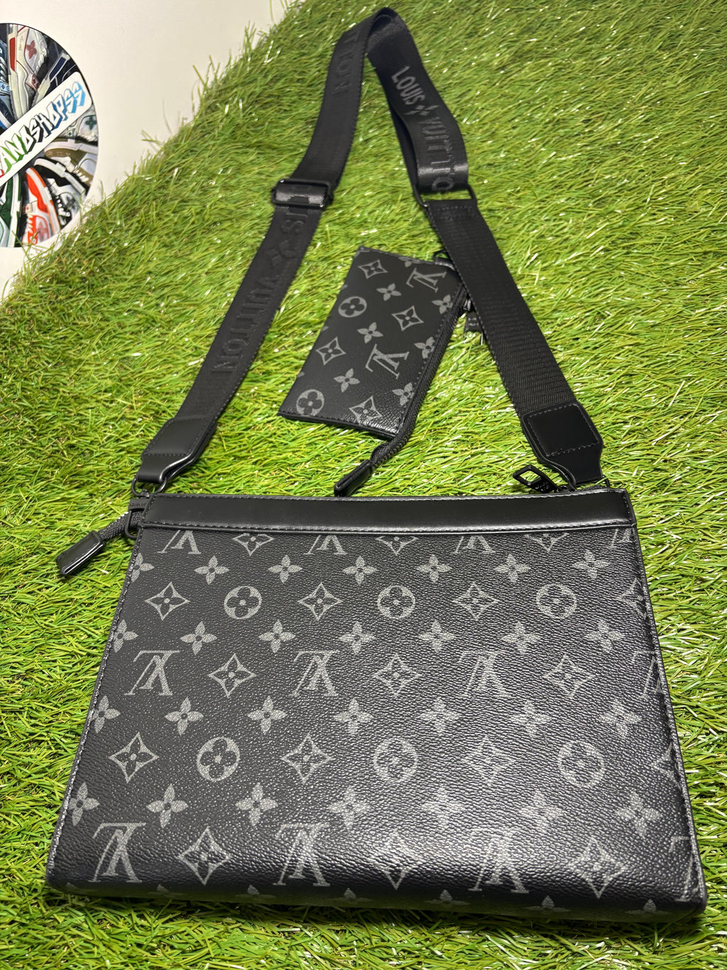 Louis Vuitton Duo Messenger Eclipse Nero