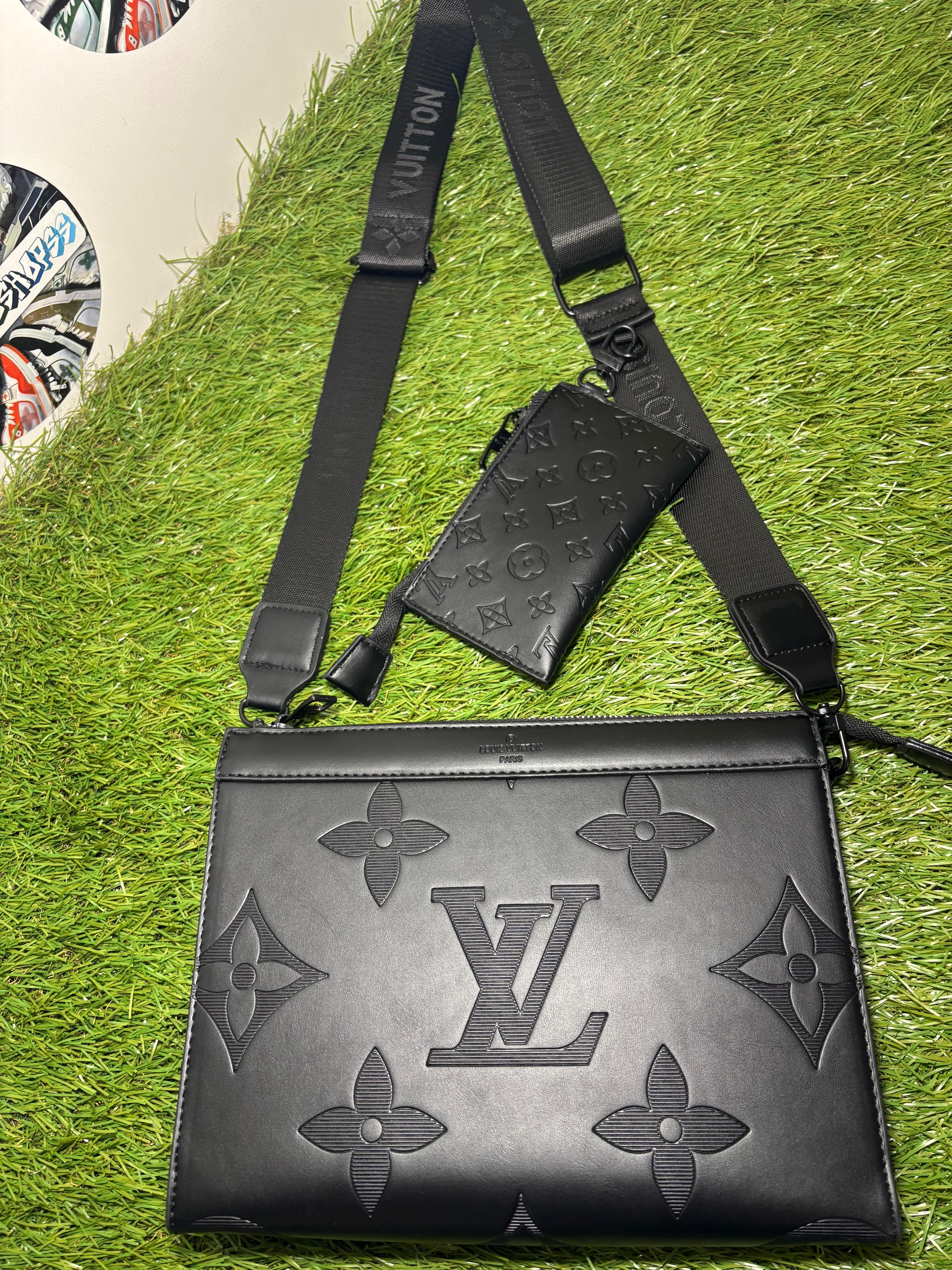 Louis Vuitton Duo Messenger Empreinte Giant Nero