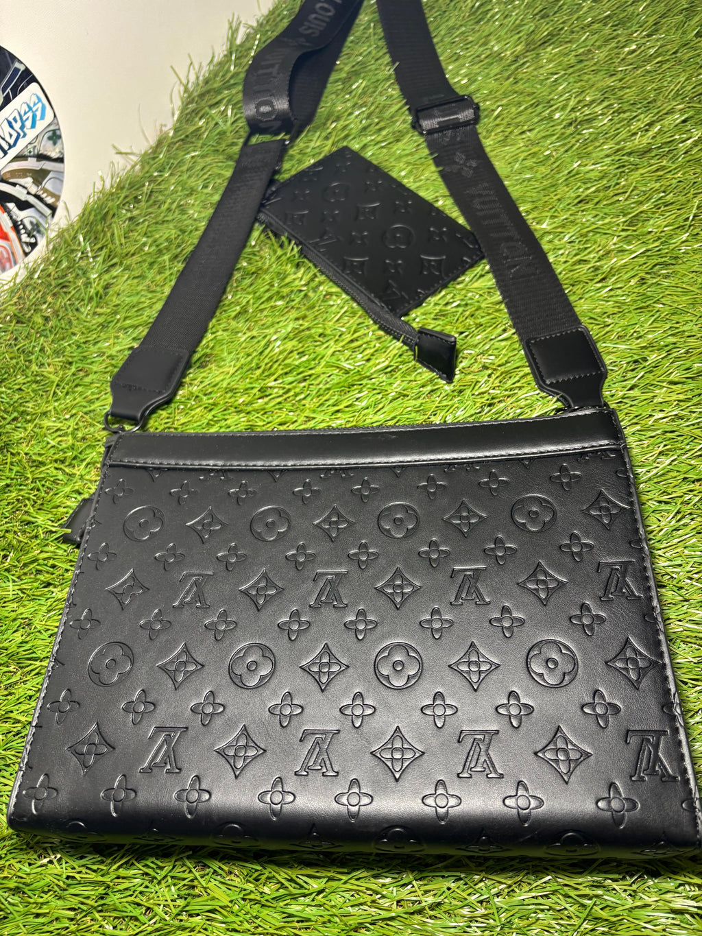 Louis Vuitton Duo Messenger Shadow Nero
