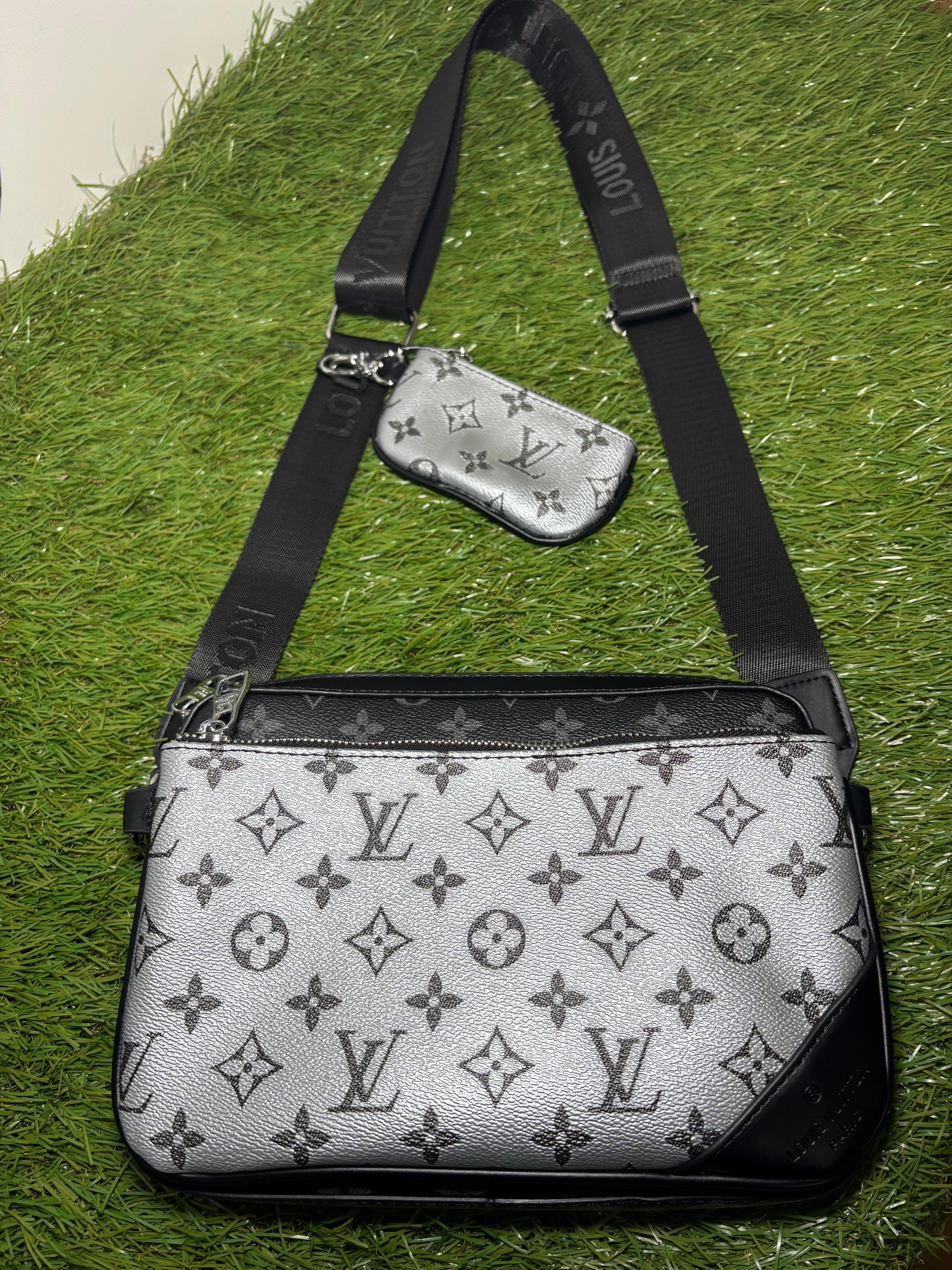 Louis Vuitton Trio Messenger Eclipse Argento