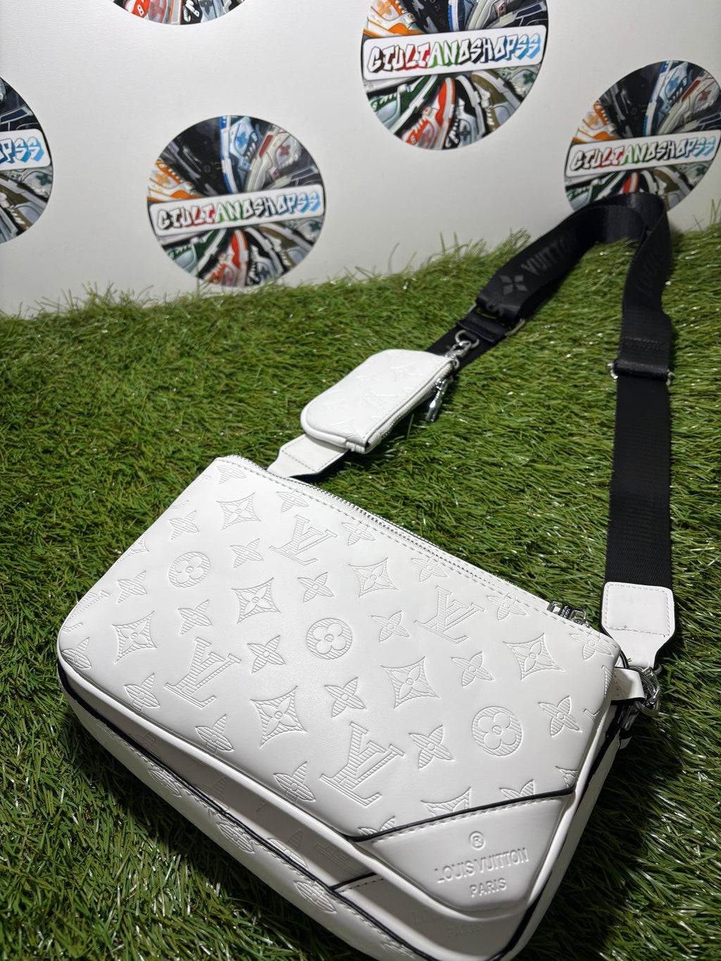 Louis Vuitton Duo Messenger - Bianca Monogram Embossed