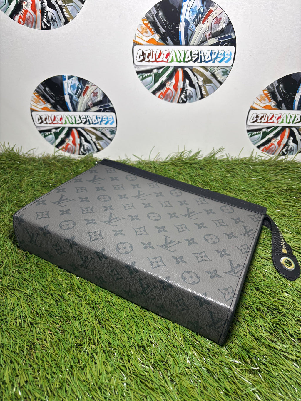 Louis Vuitton Pochette Voyage MM - Monogram Eclipse