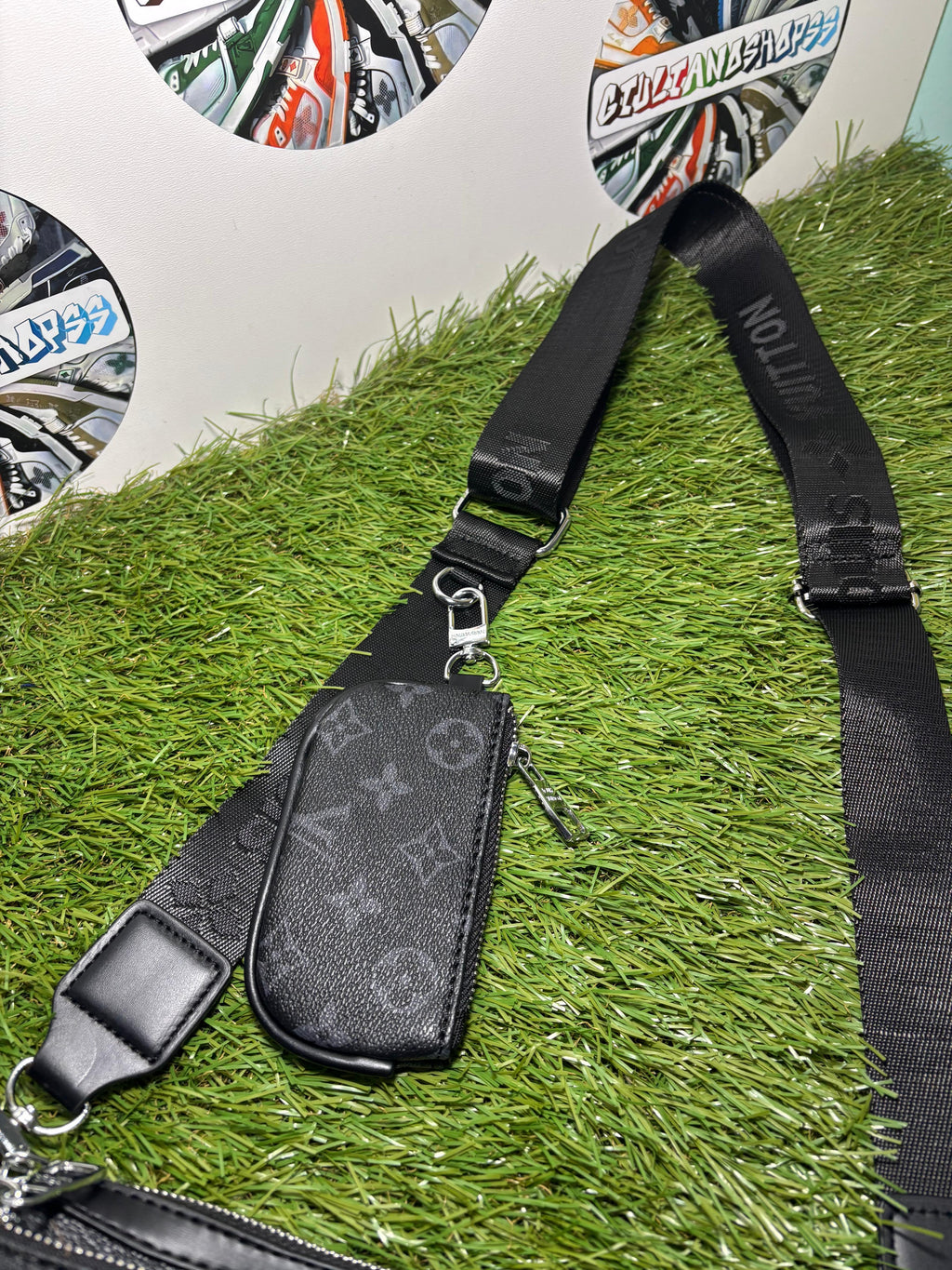 Louis Vuitton Trio Messenger - Monogram Eclipse