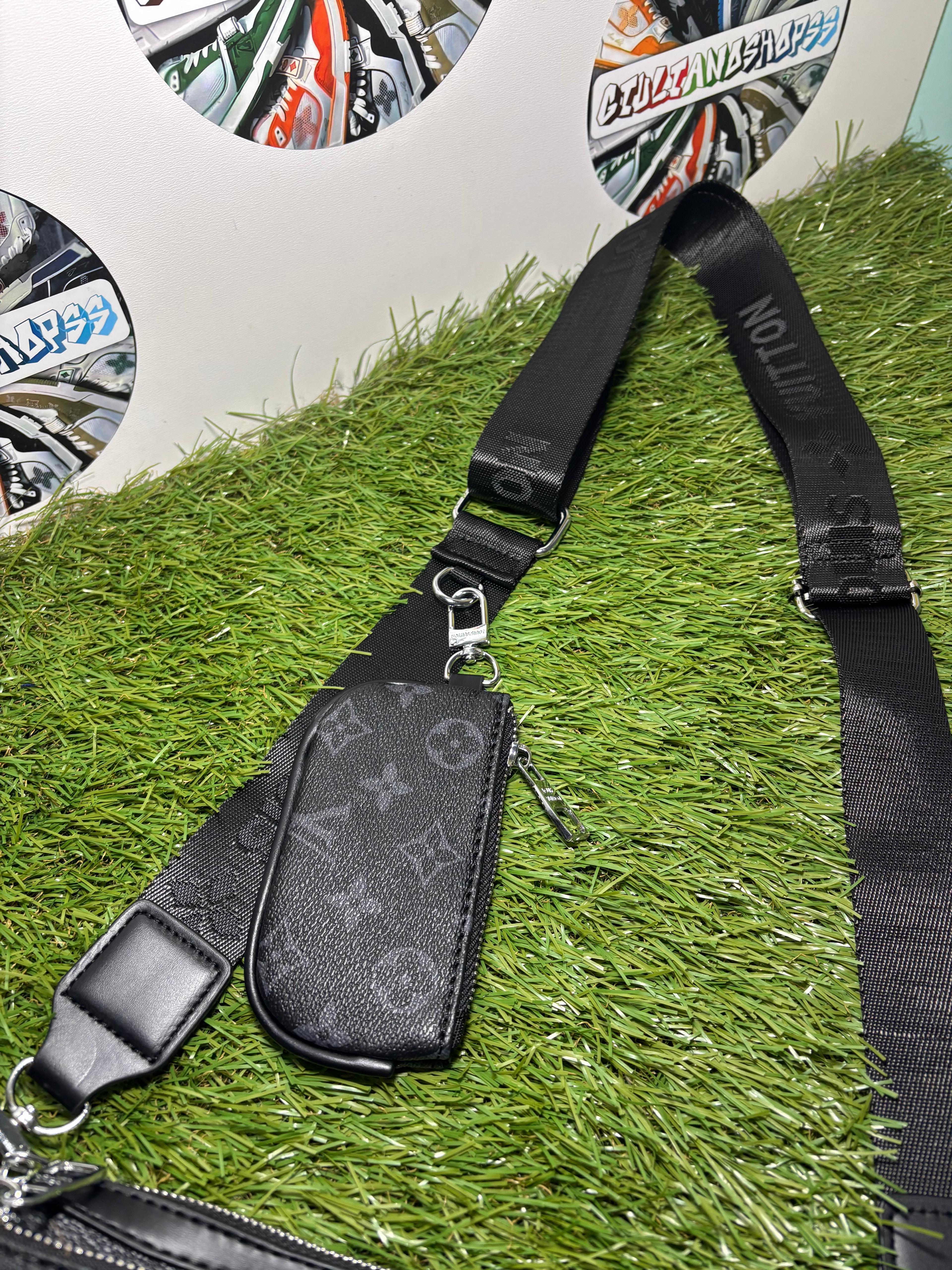 Louis Vuitton Trio Messenger - Monogram Eclipse