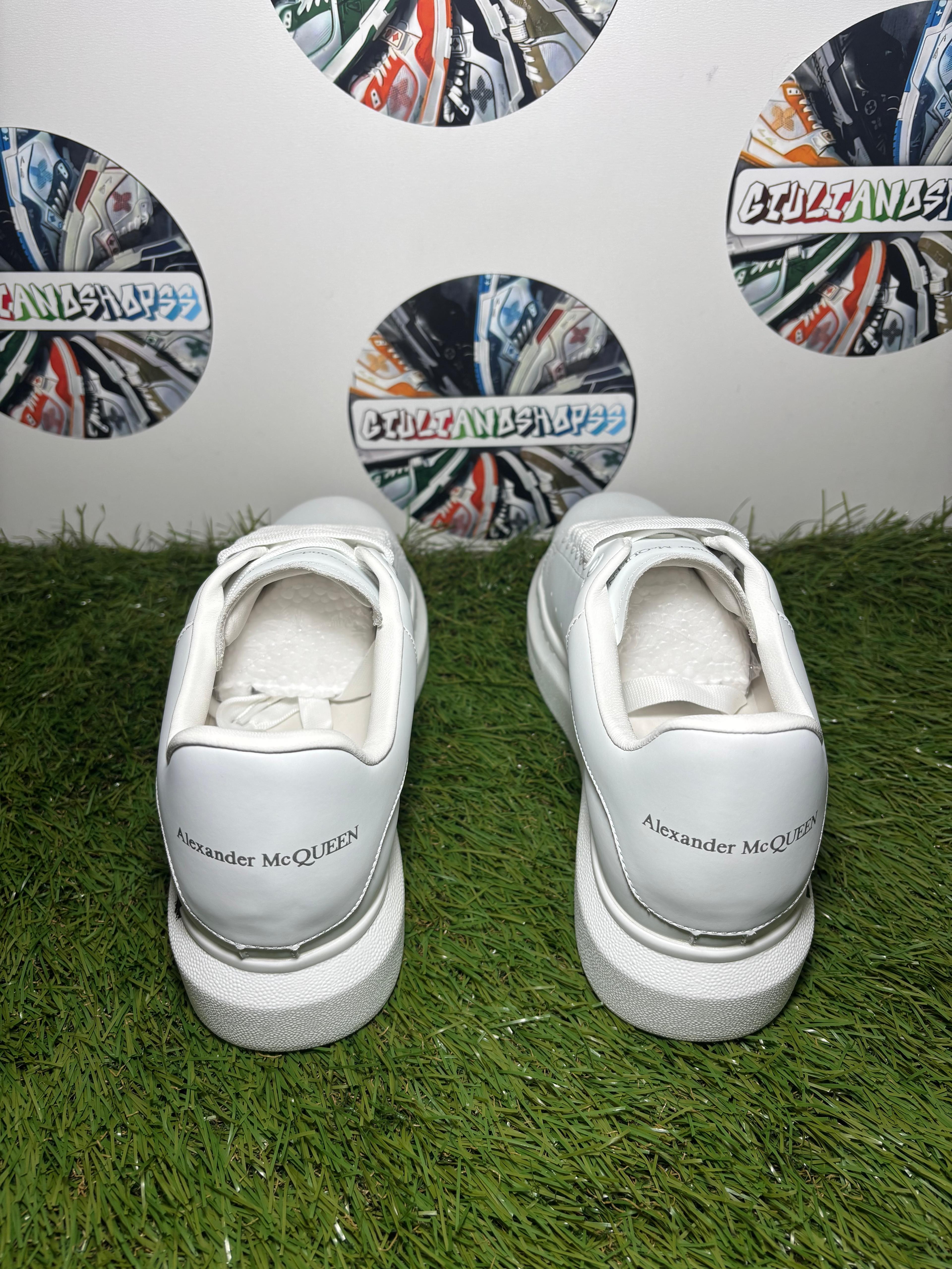 Alexander McQueen Oversized Graffiti - Bianca