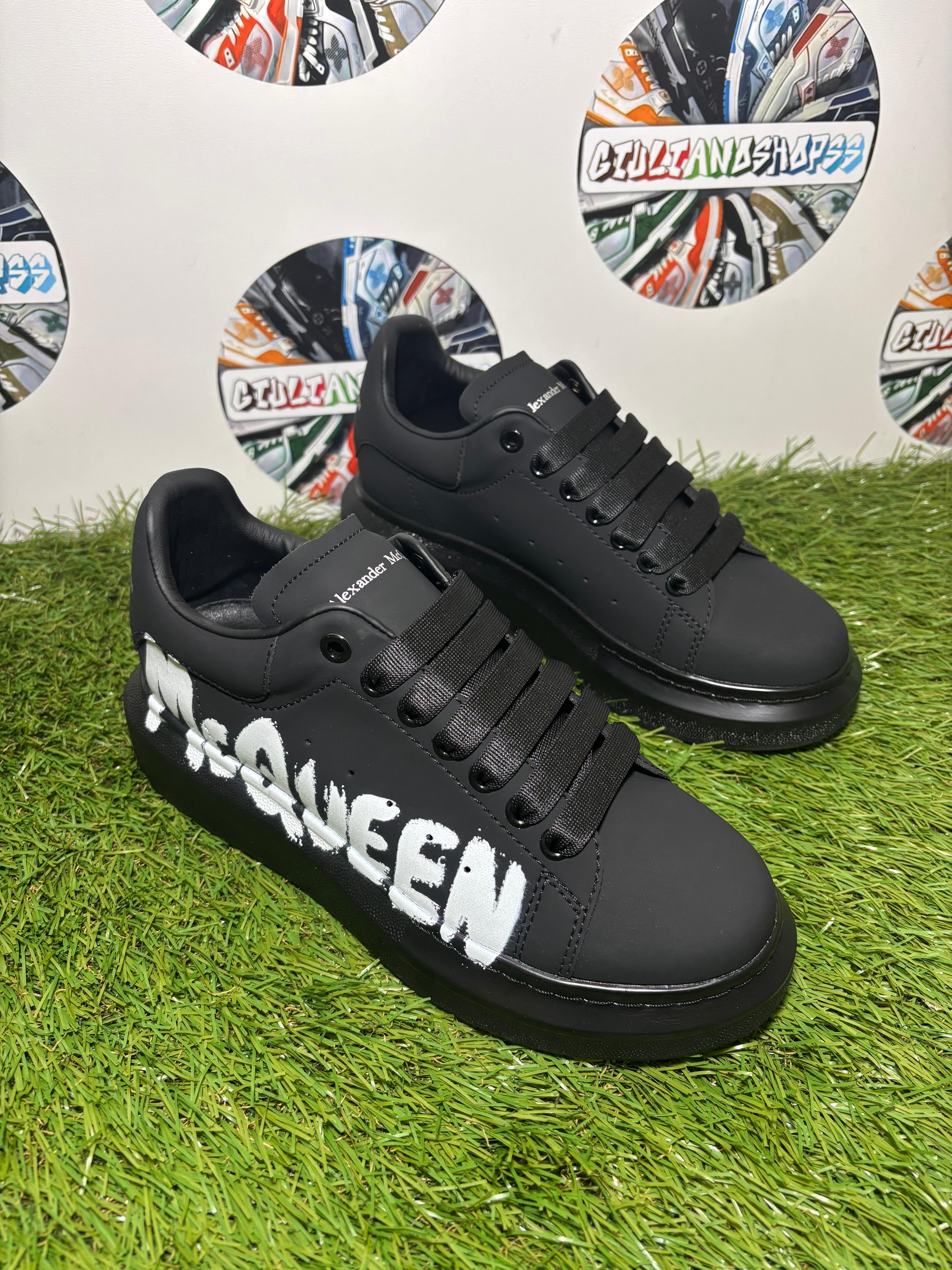 Alexander McQueen Oversized Graffiti - Nera