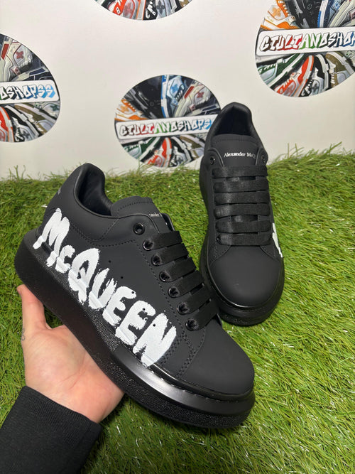 Alexander McQueen Oversized Graffiti - Nera